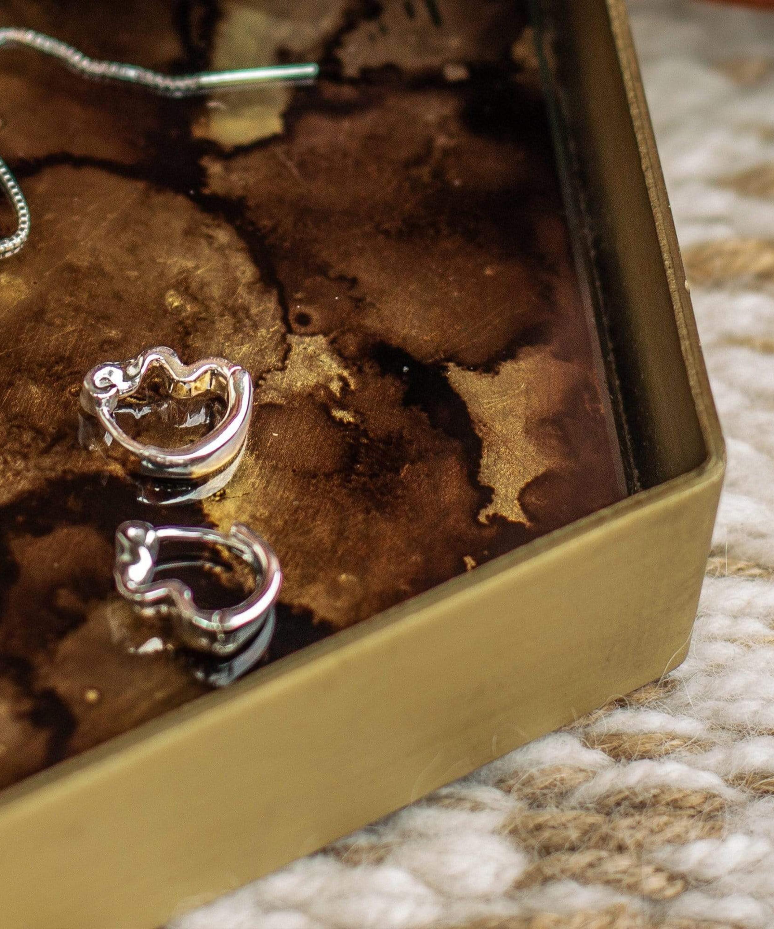 Daisy London - Sterling Silver Est&eacute;e Lalonde Flow Huggie Hoop Earrings image number 3