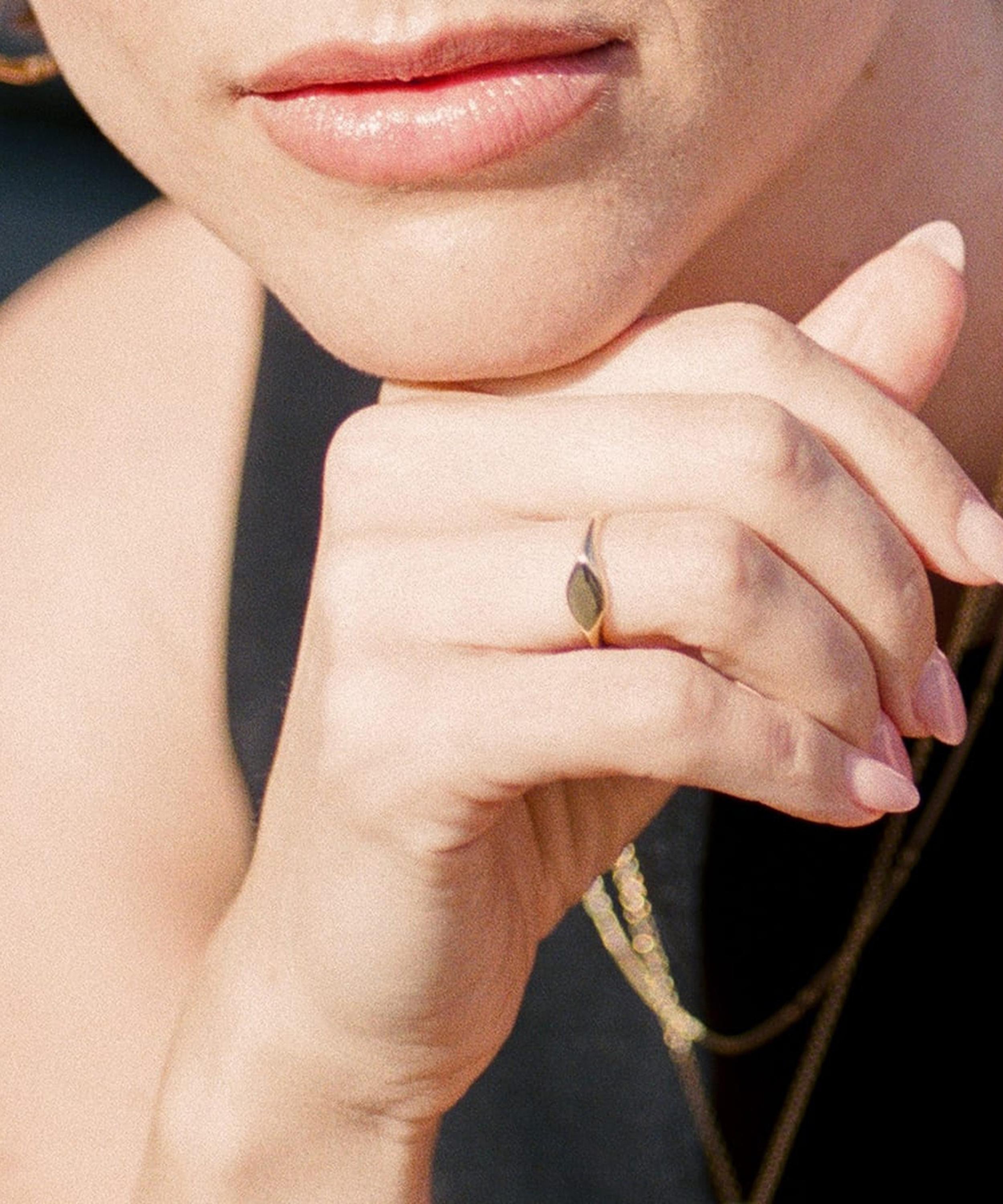 Daisy London - 18ct Gold-Plated Est&eacute;e Lalonde Mini Signet Ring image number 1