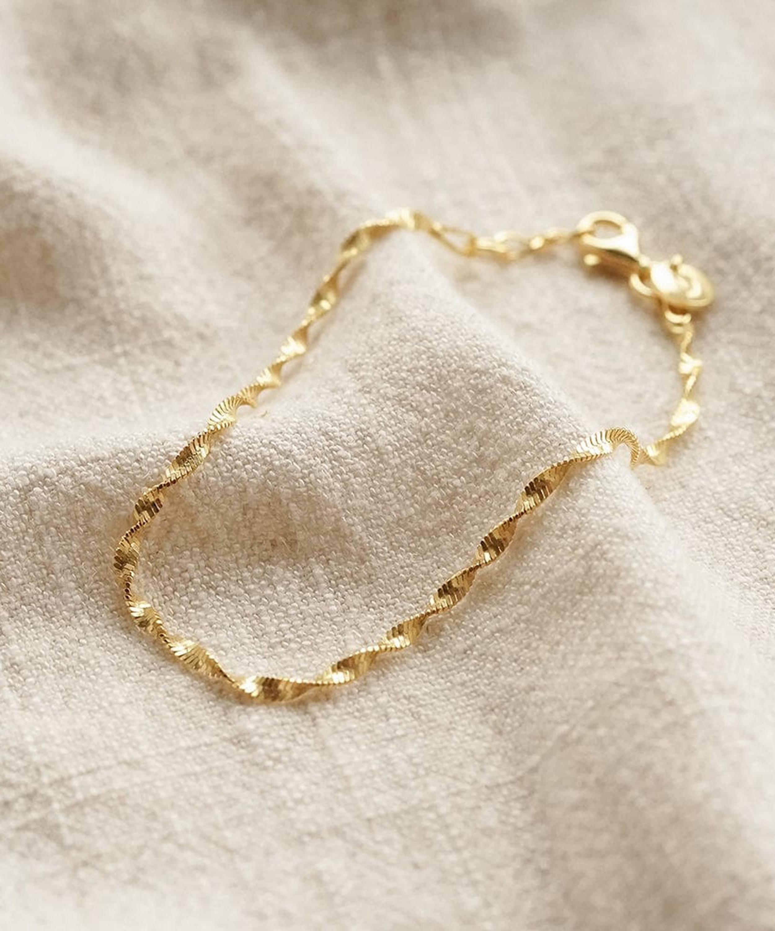Daisy London - 18ct Gold-Plated Helix Twisted Chain Bracelet image number 3