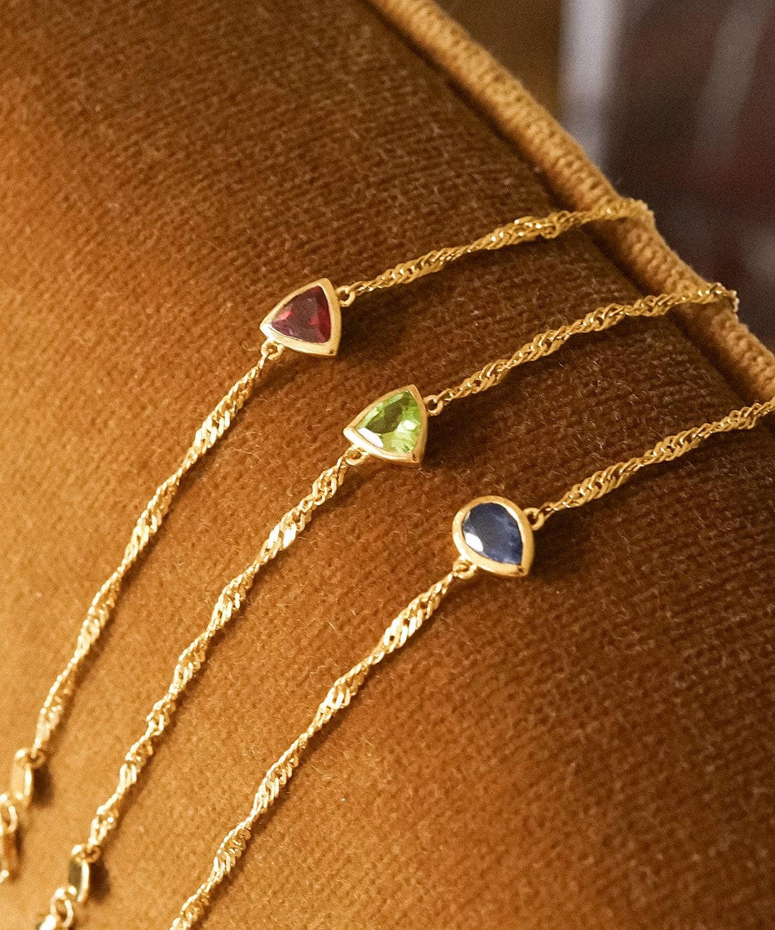 Daisy London - 18ct Gold-Plated Ruby July Birthstone Charm Bracelet image number 3