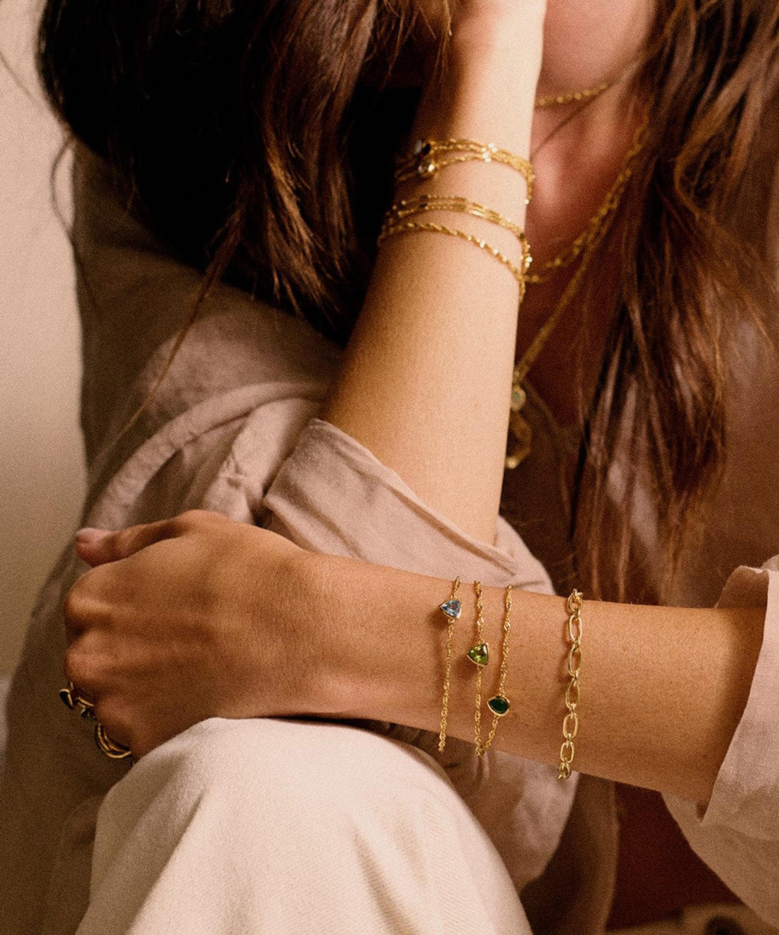 Daisy London - 18ct Gold-Plated Peridot August Birthstone Charm Bracelet image number 1