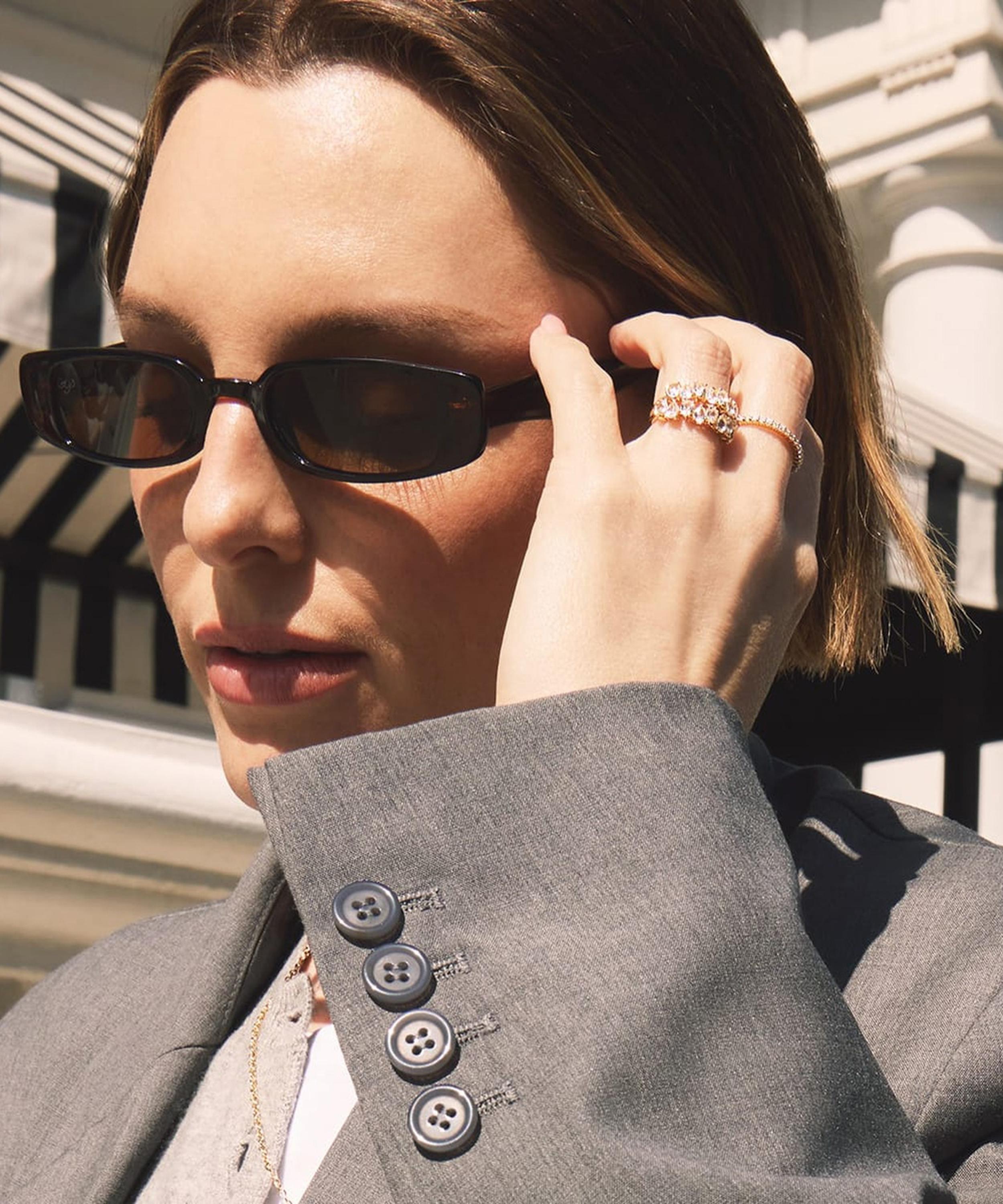 Daisy London - 14ct Gold Este&eacute; Lalonde Fine Pear Sapphire Ring image number 2