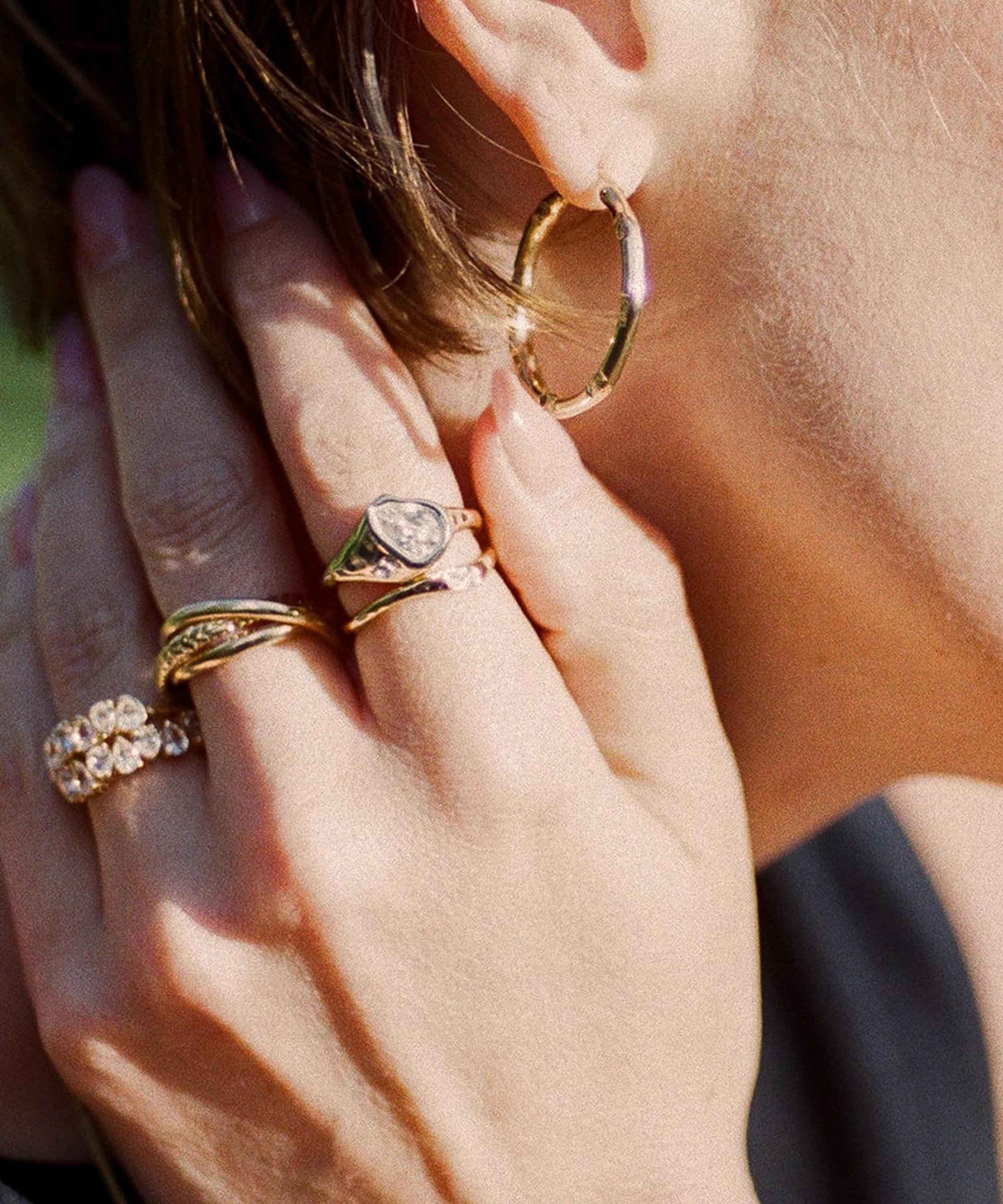 Daisy London - 18ct Gold-Plated Est&eacute;e Lalonde Sapphire Organic Ring Stack image number 2