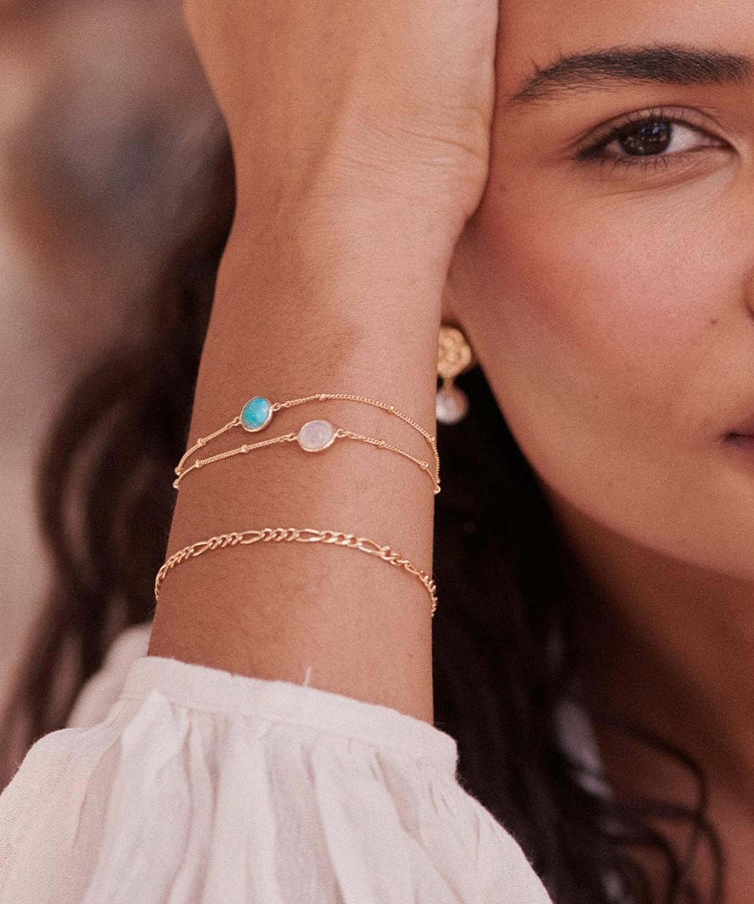 Daisy London - 18ct Gold-Plated Moonstone Healing Stone Bobble Bracelet image number 1