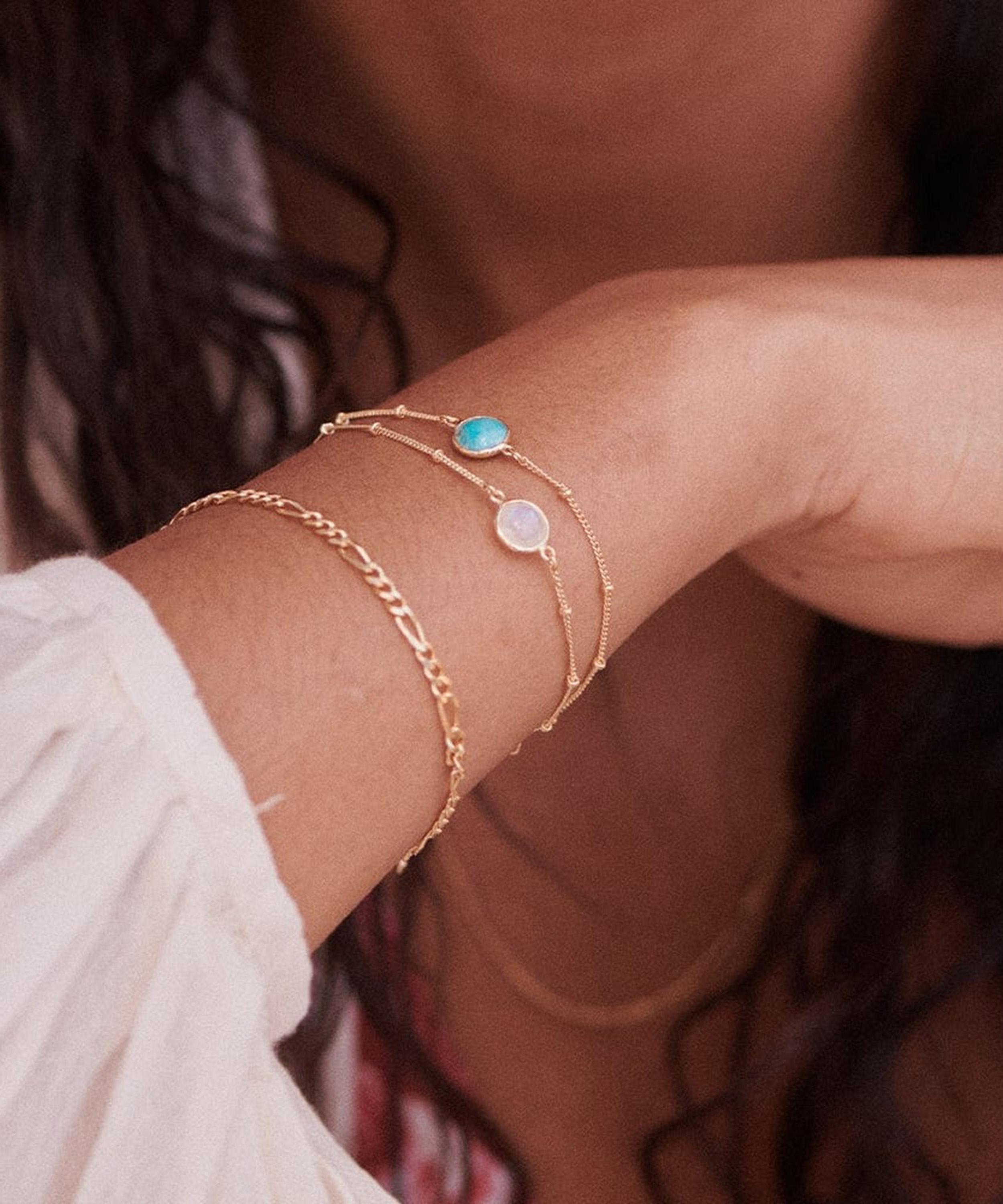 Daisy London - 18ct Gold-Plated Moonstone Healing Stone Bobble Bracelet image number 2