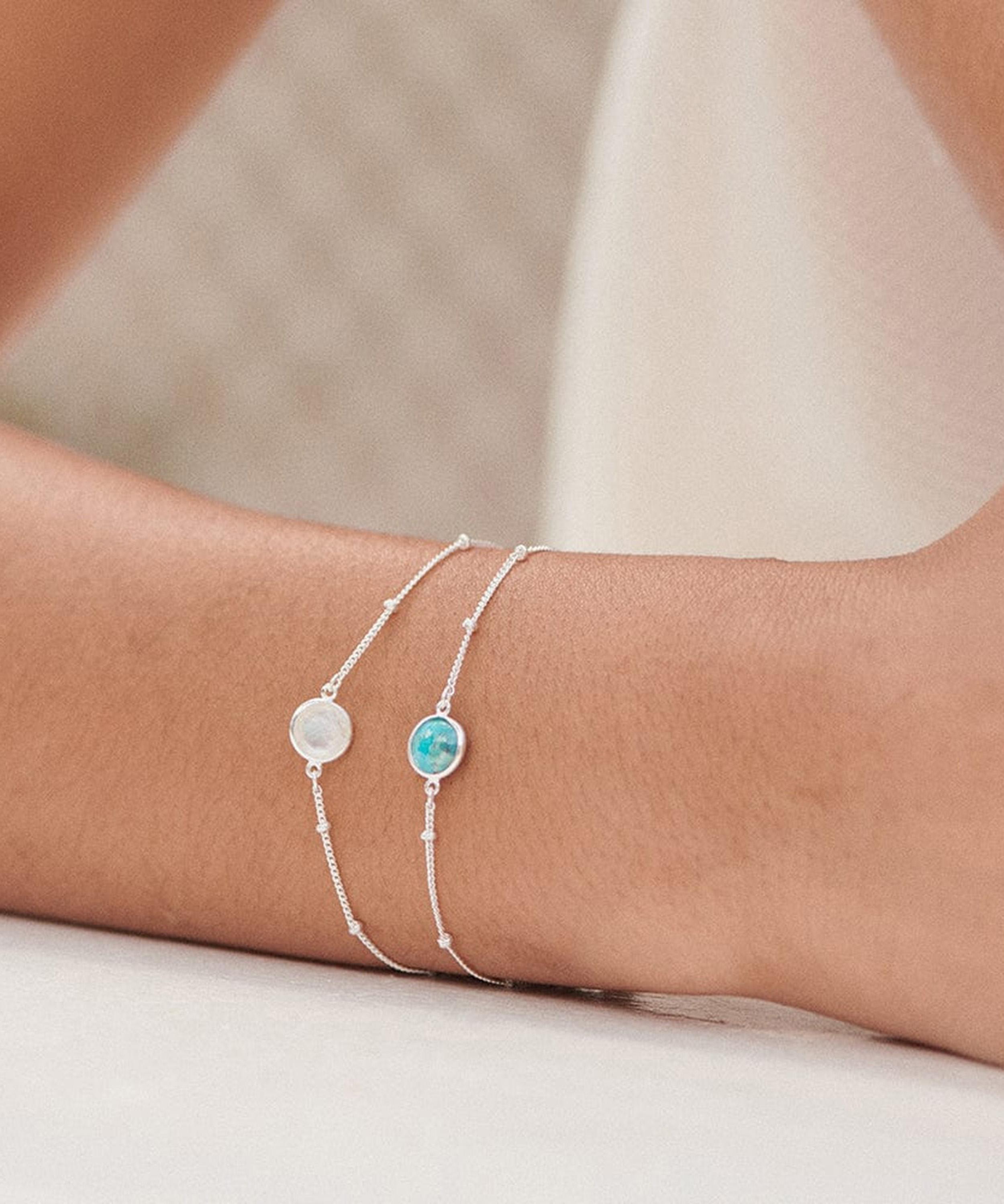 Daisy London - Sterling Silver Moonstone Healing Stone Bobble Bracelet image number 2