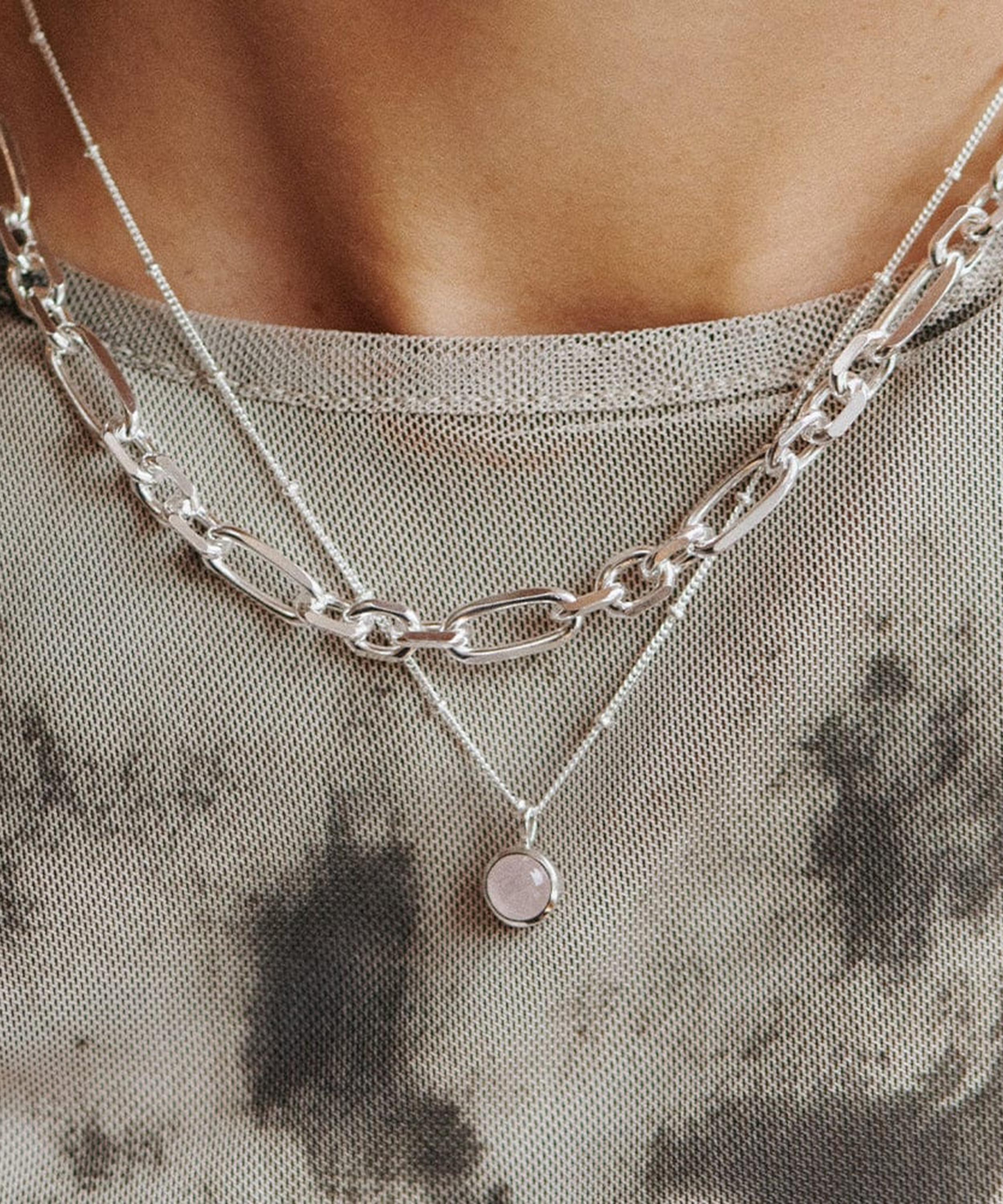 Daisy London - Sterling Silver Rose Quartz Healing Stone Pendant Necklace image number 1