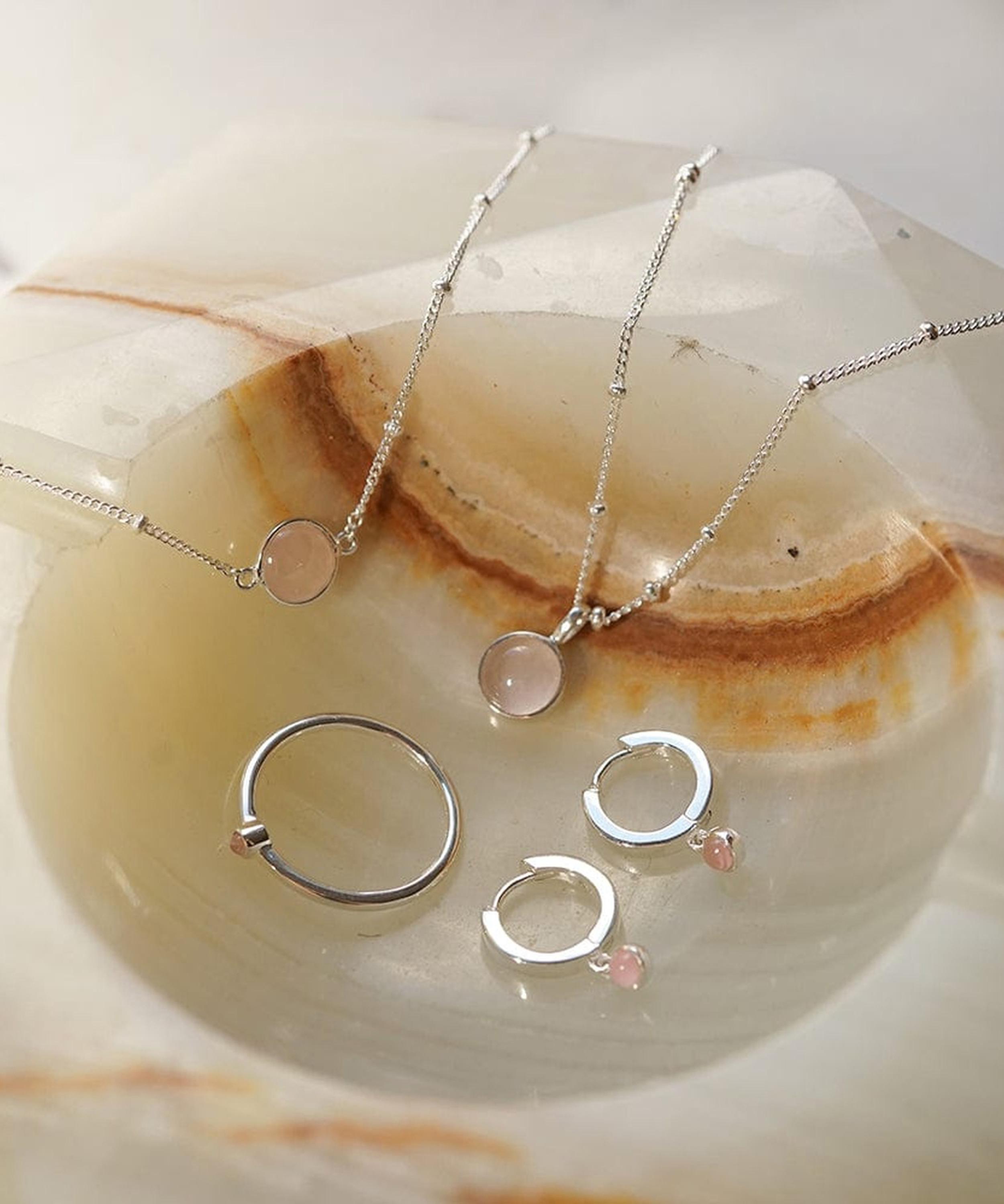 Daisy London - Sterling Silver Rose Quartz Healing Stone Pendant Necklace image number 2