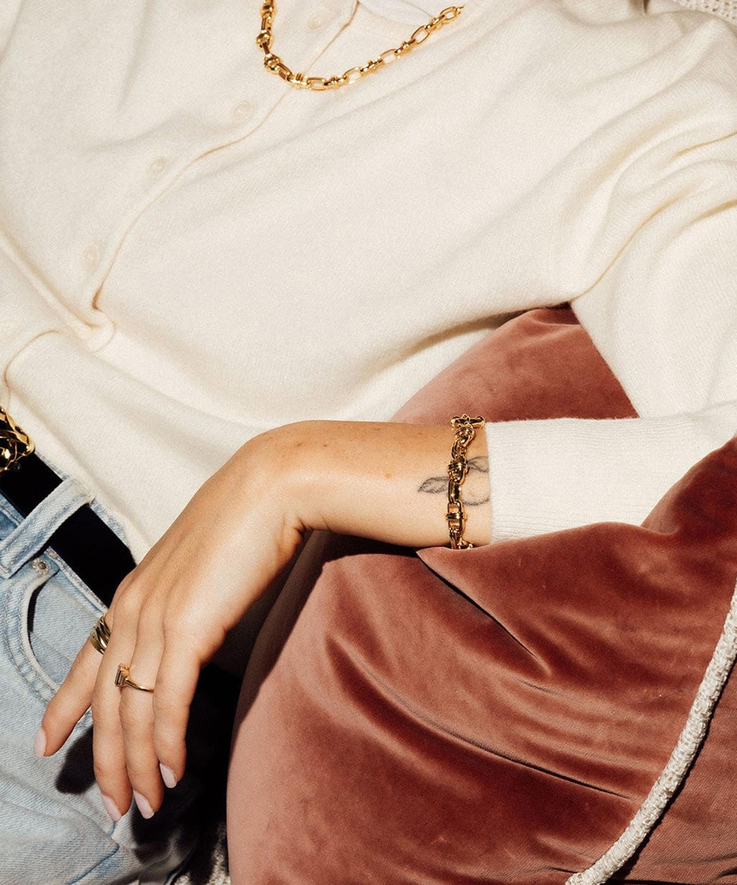Daisy London - 18ct Gold-Plated Polly Lock Chain Bracelet image number 1