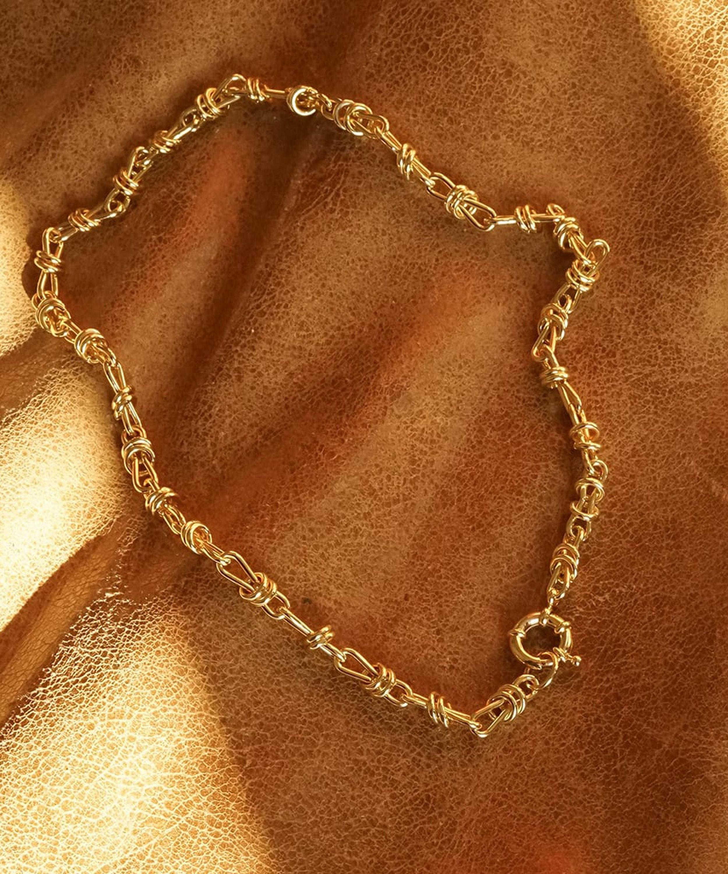 Daisy London - 18ct Gold-Plated Polly Knot Chain Necklace image number 3