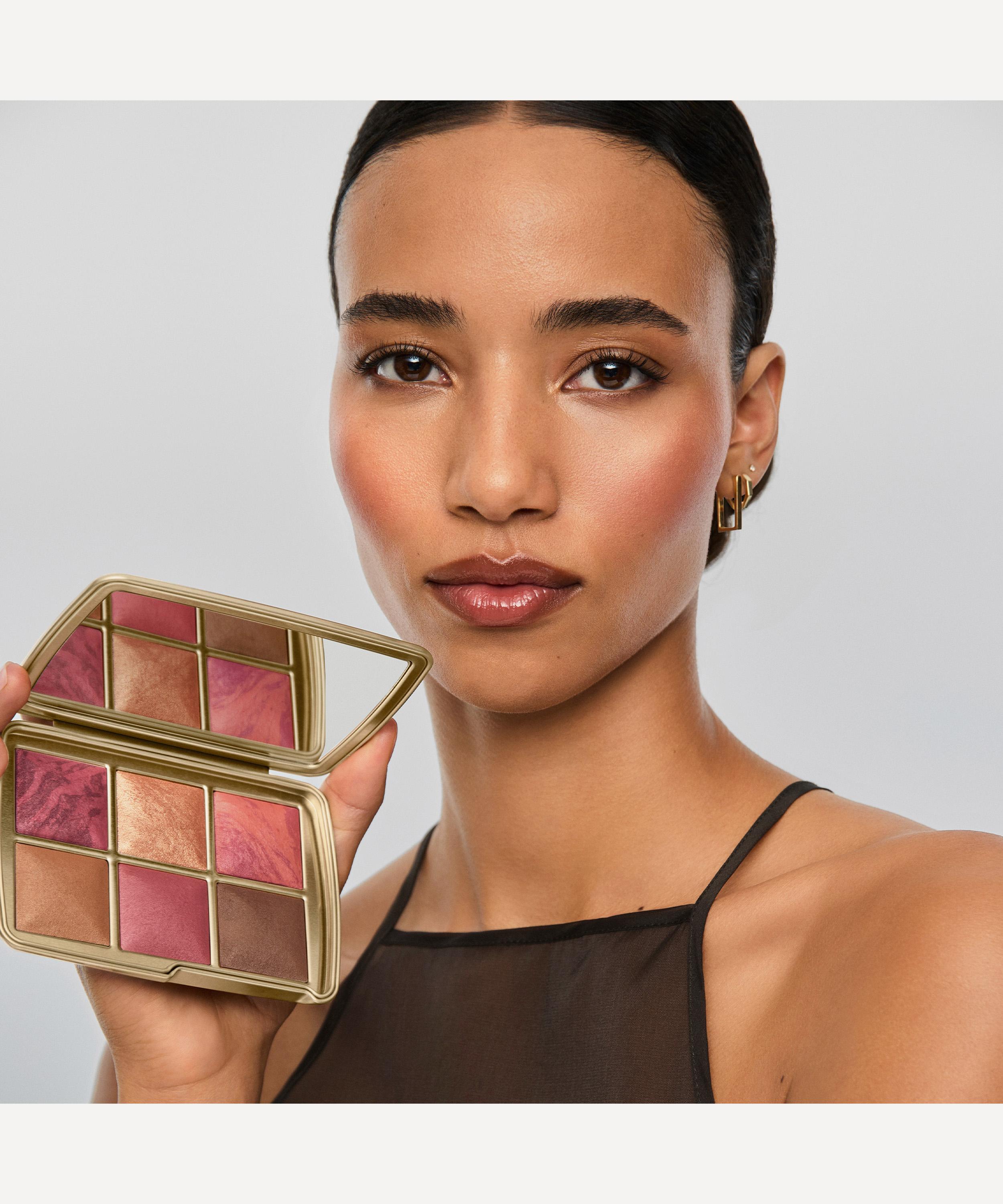 Hourglass - Ambient Lighting Palette Unlocked Luck Edit image number 6