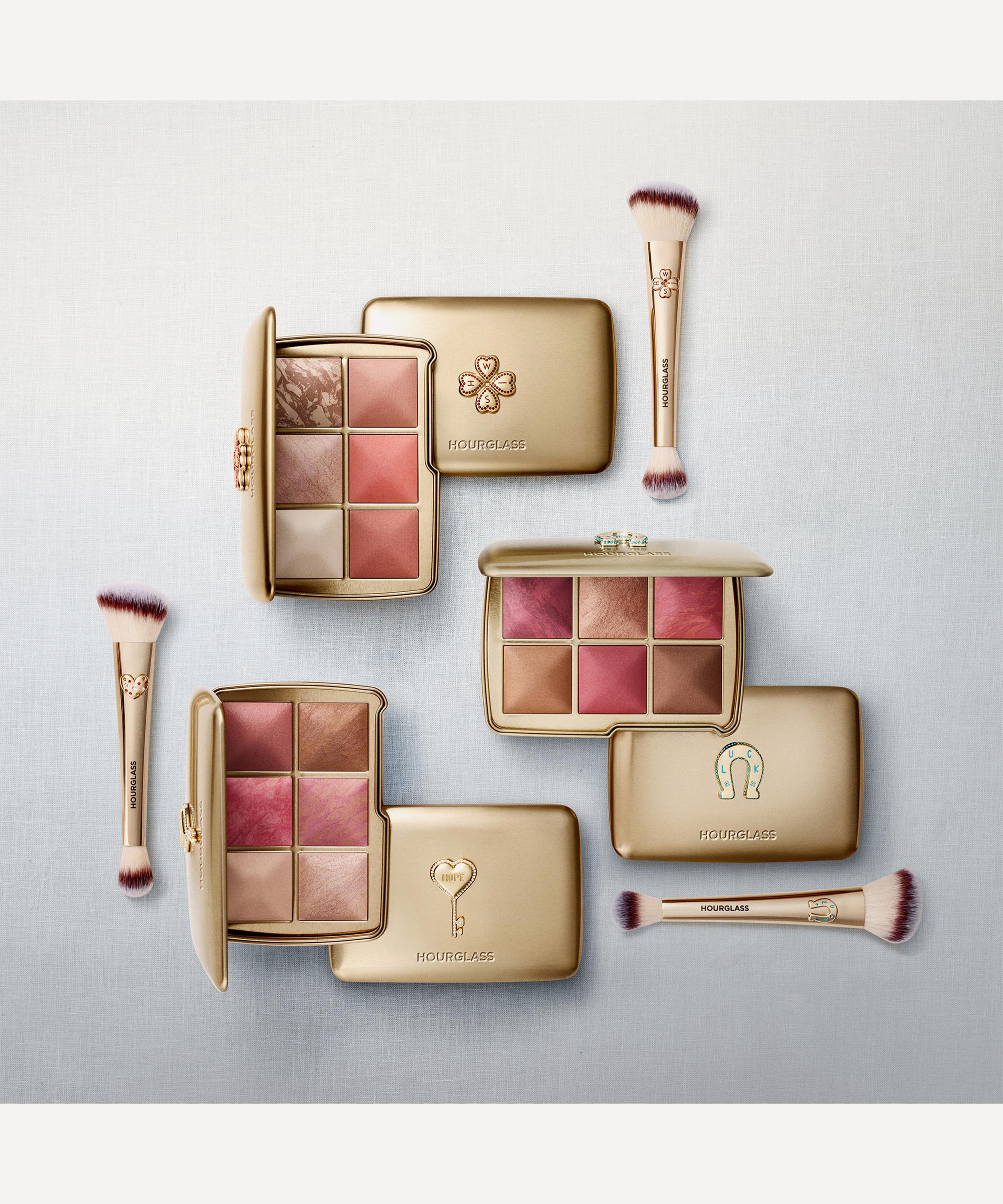 Hourglass - Ambient Lighting Edit Brush II Love image number 4
