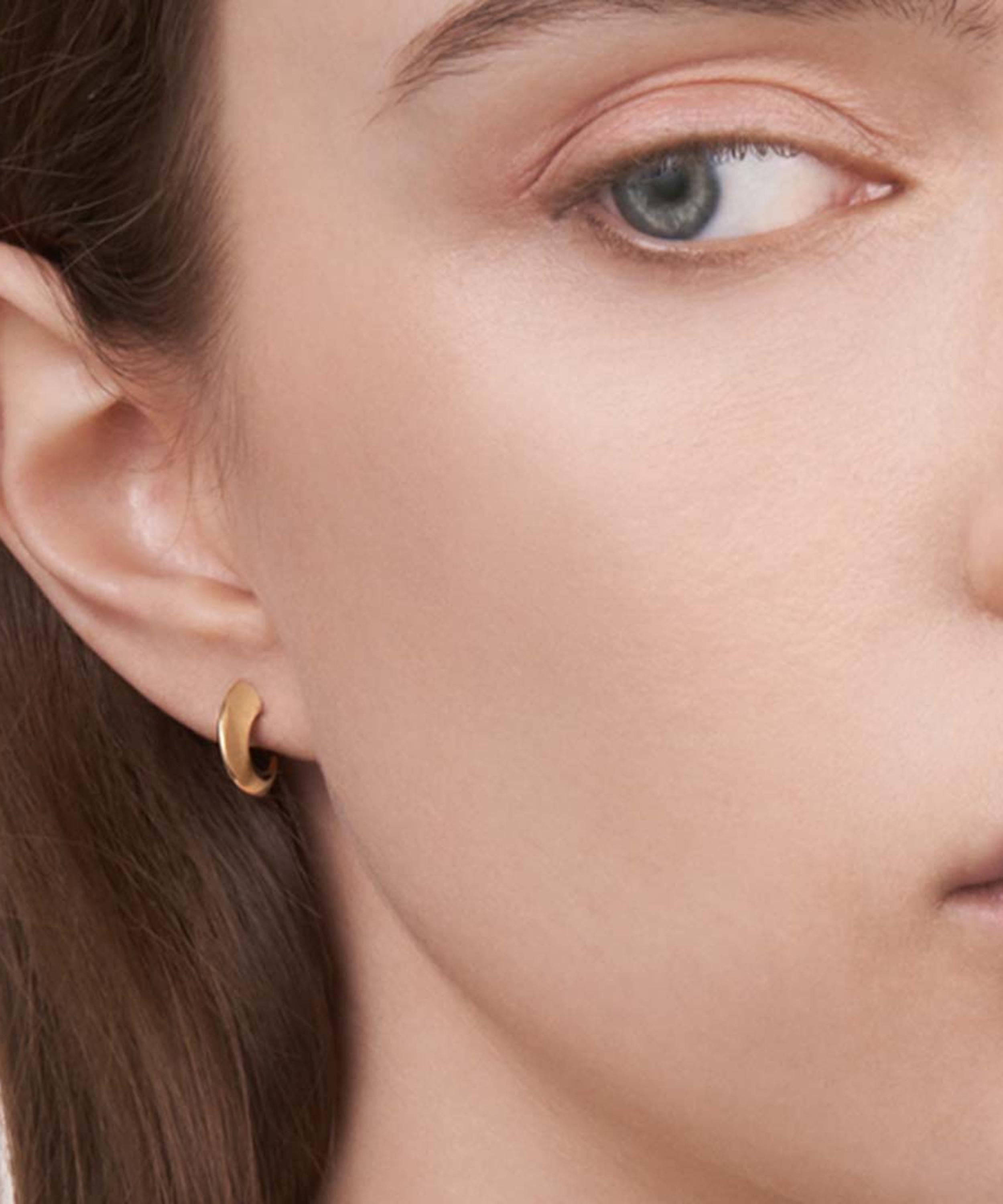Shaun Leane - 18ct Gold Vermeil Talon Cat Claw Hoop Earrings image number 2
