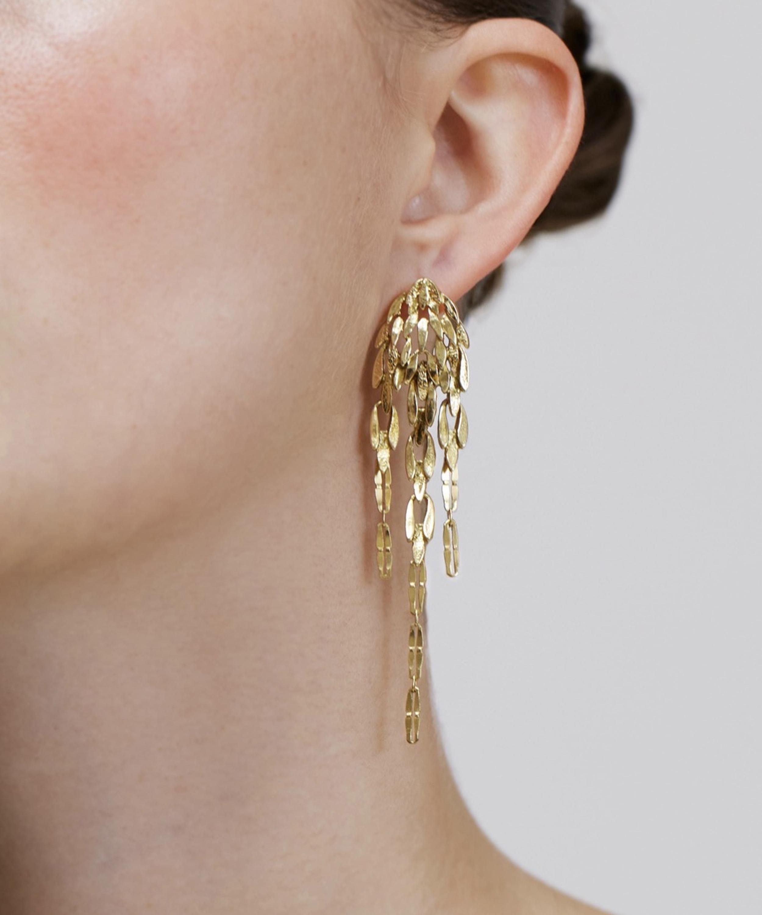 Wouters & Hendrix - Gold-Plated Silver Dangling Leaf Stud Earrings image number 1
