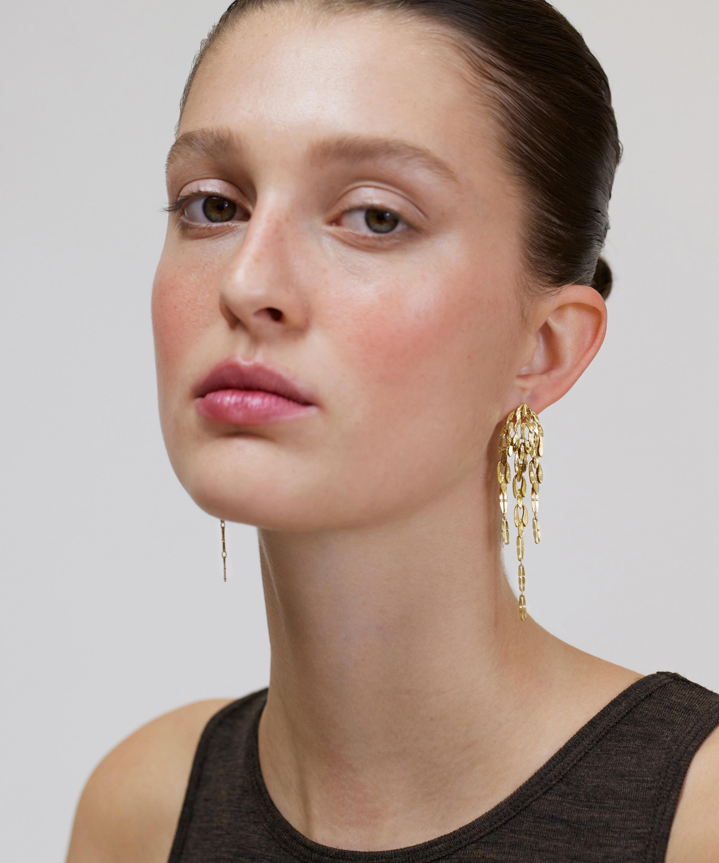 Wouters & Hendrix - Gold-Plated Silver Dangling Leaf Stud Earrings image number 2