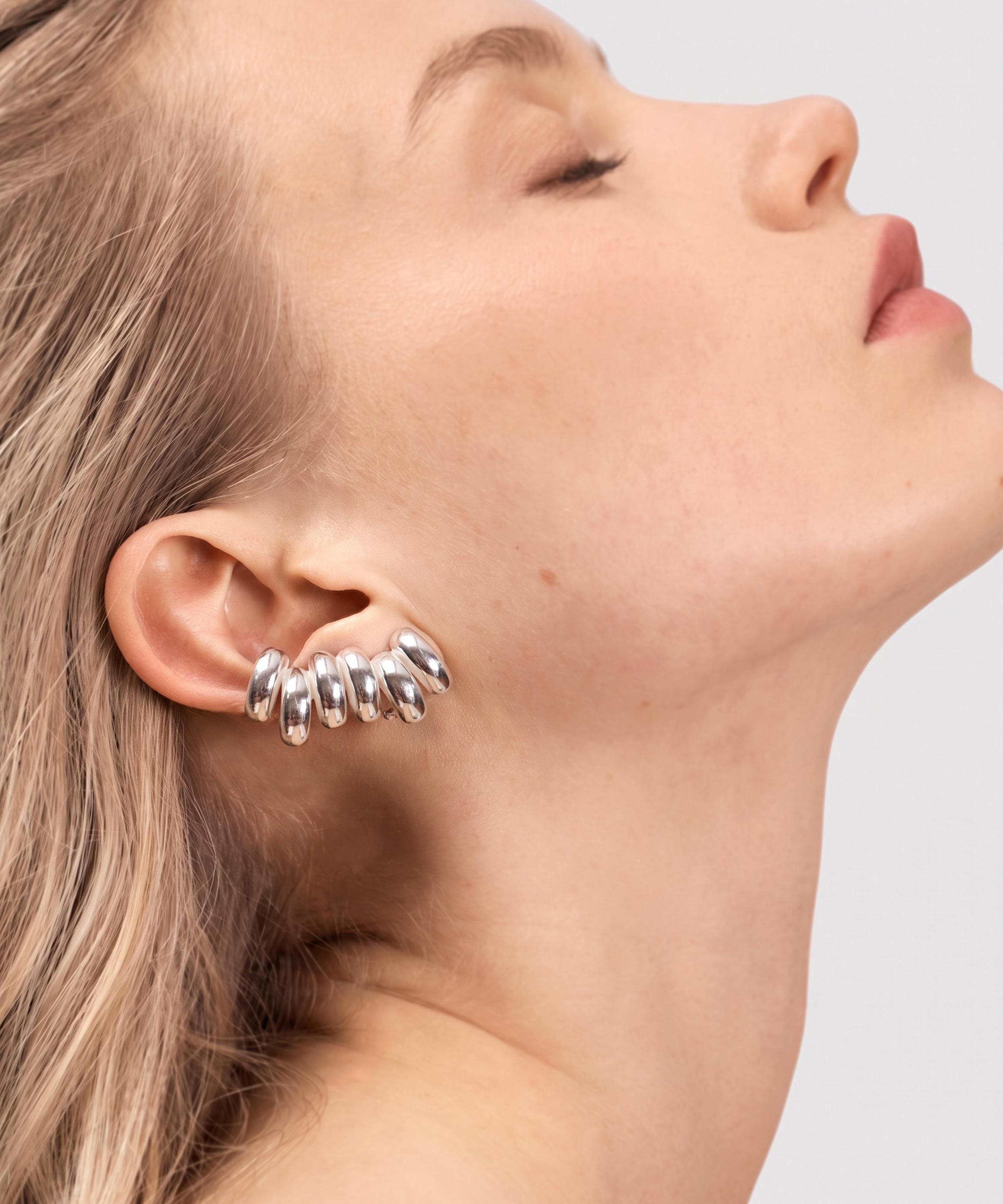 Wouters & Hendrix - Silver Classic Climber Clip Earring image number 1