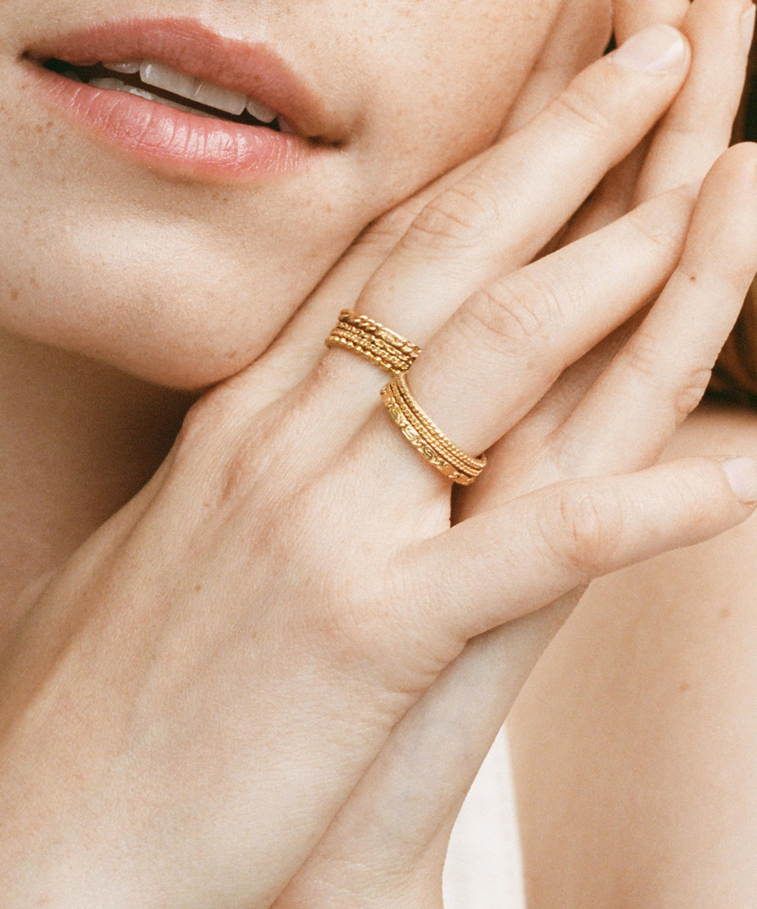 Wouters & Hendrix - Gold-Plated Silver Chapters Ring image number 1