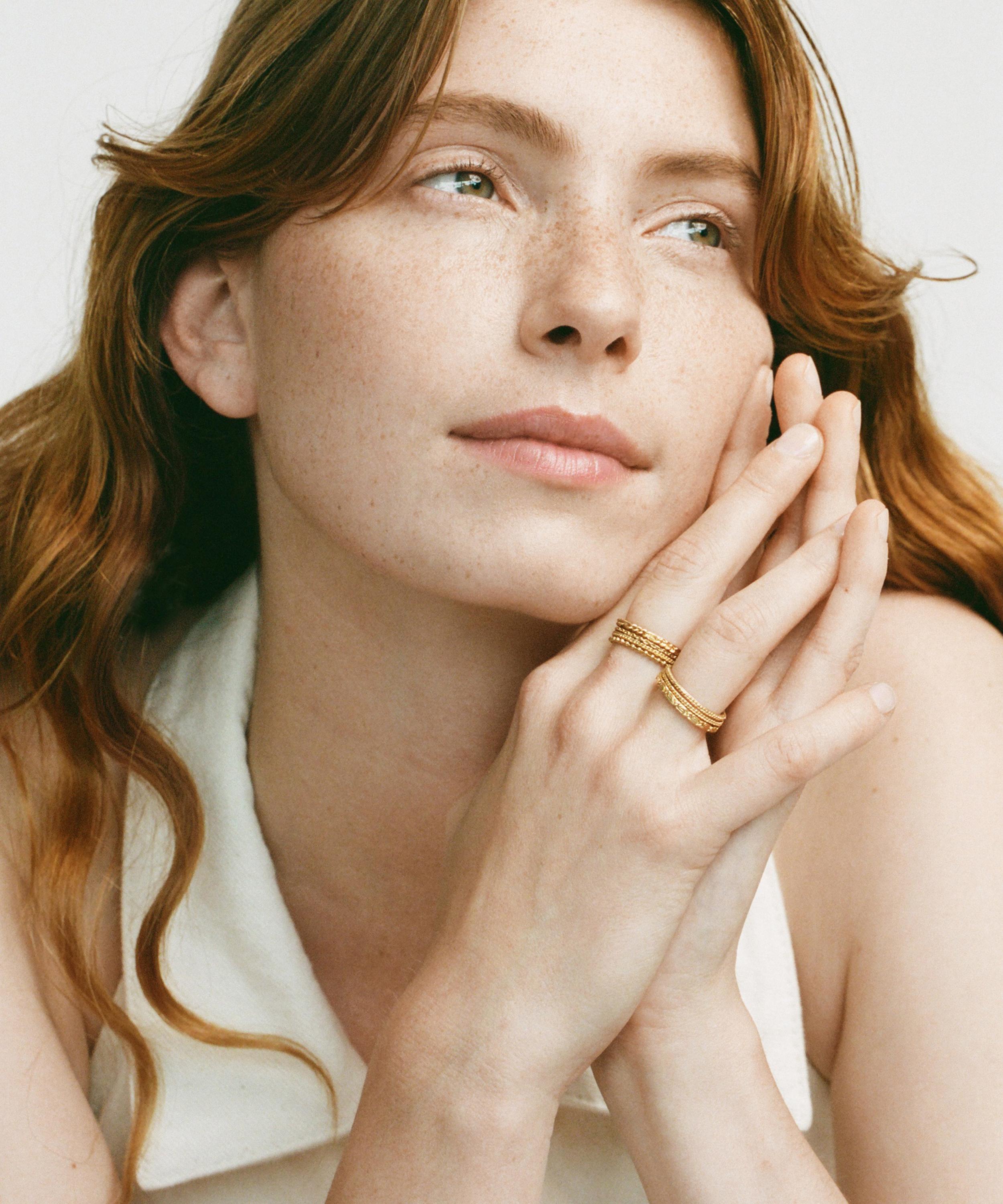 Wouters & Hendrix - Gold-Plated Silver Chapters Ring image number 2