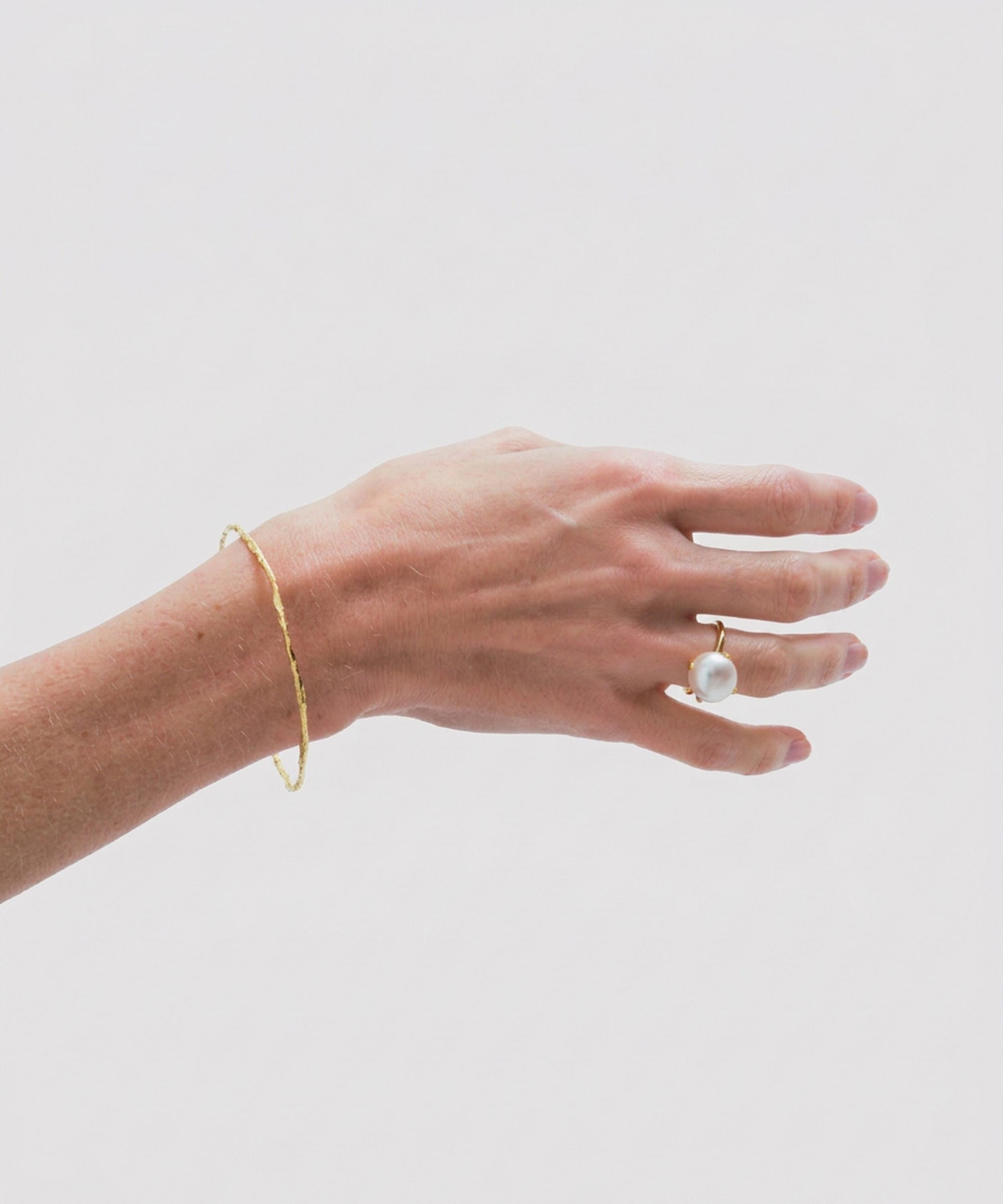 Wouters & Hendrix - Gold-Plated Silver Organic Freshwater Pearl Ring image number 1