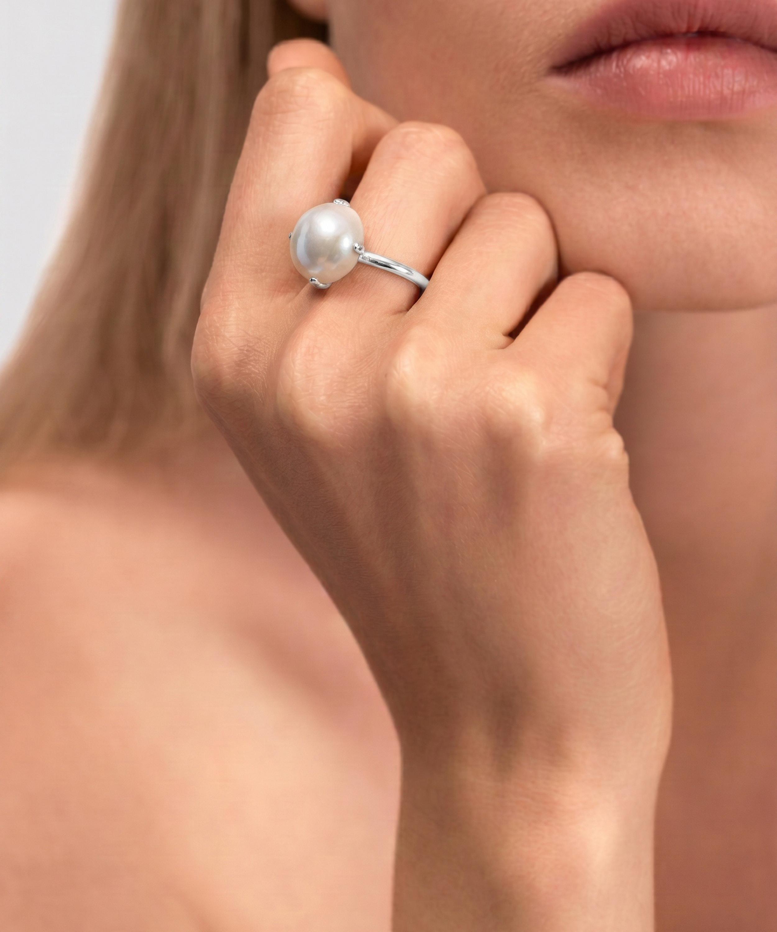 Wouters & Hendrix - Gold-Plated Silver Organic Freshwater Pearl Ring image number 1