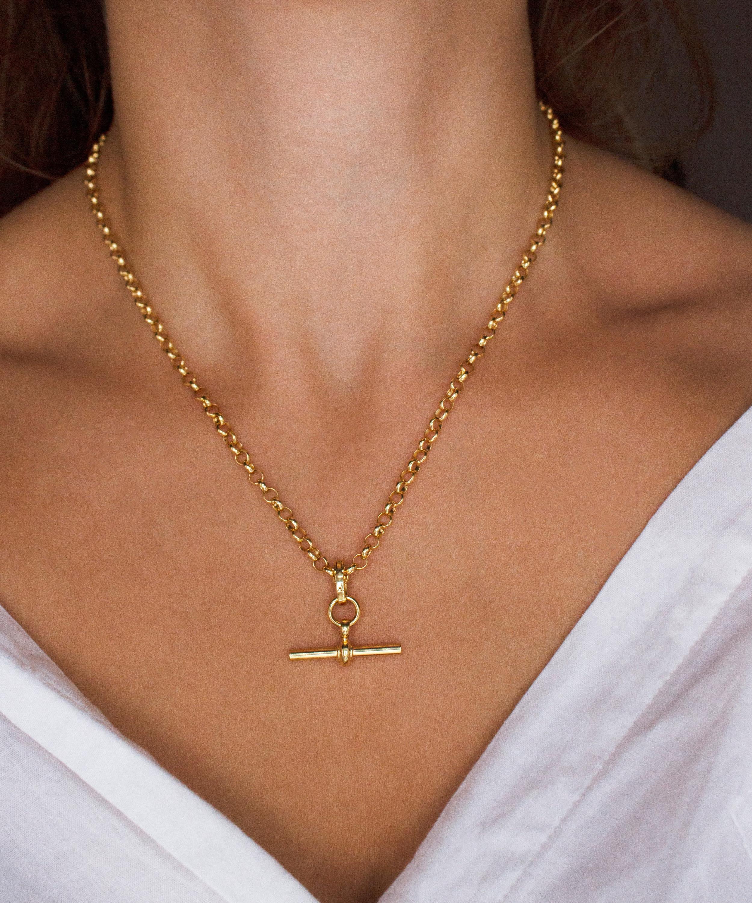 Carrie Elizabeth - Gold Plated T Bar Chain Necklace image number 1