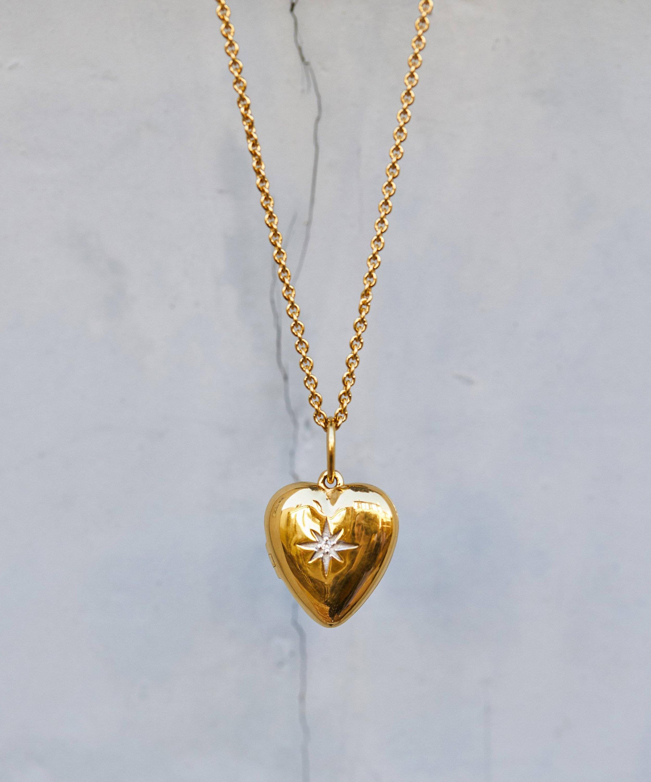Carrie Elizabeth - 14ct Gold Diamond Star Set Heart Locket image number 3