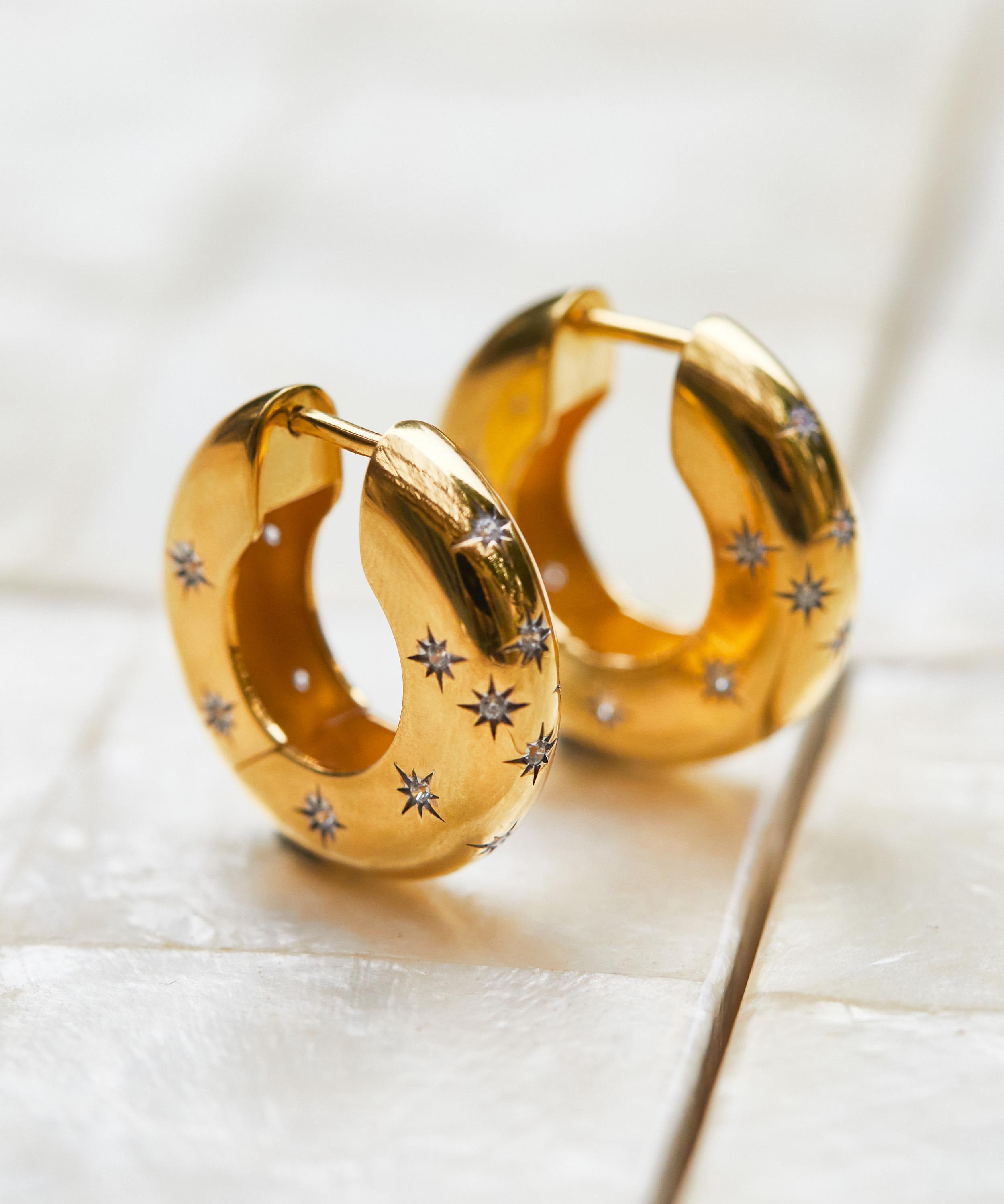 Carrie Elizabeth - 14ct Celestial Chunky Star Set Hoop image number 2