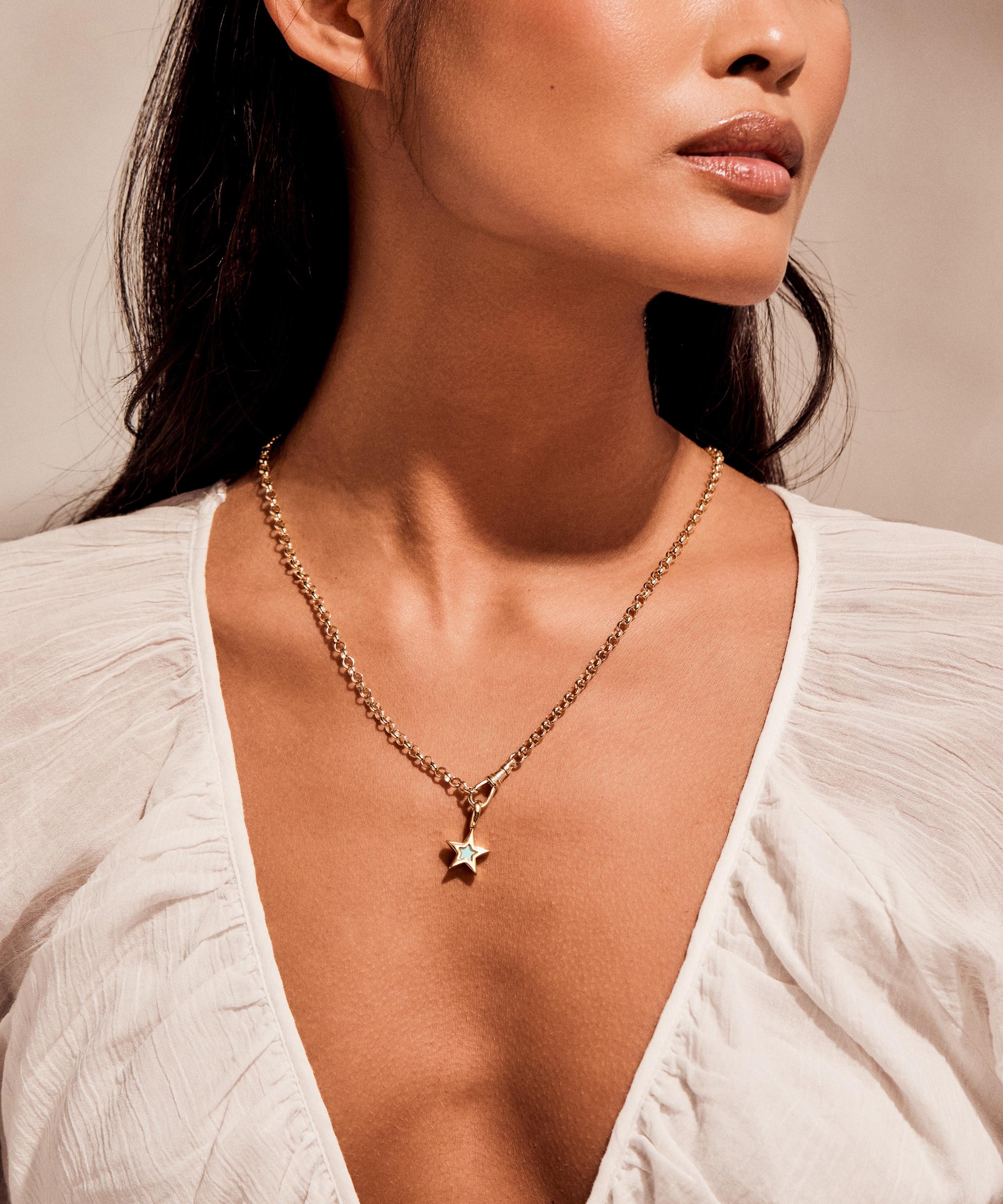 Carrie Elizabeth - 18ct Gold Plated Albert Vintage Chain Necklace image number 3