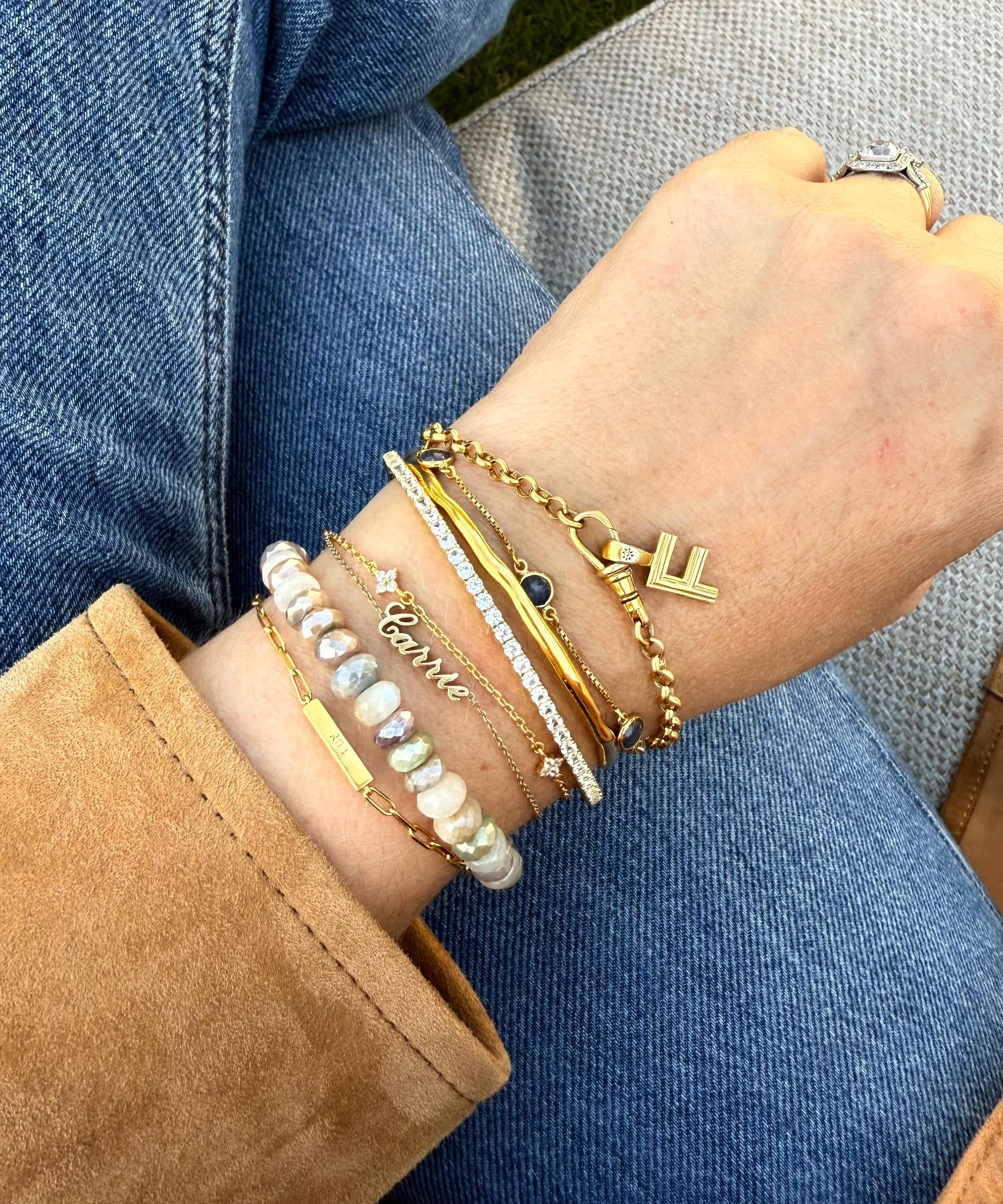 Carrie Elizabeth - 18ct Albert Dog Clip Bracelet image number 4