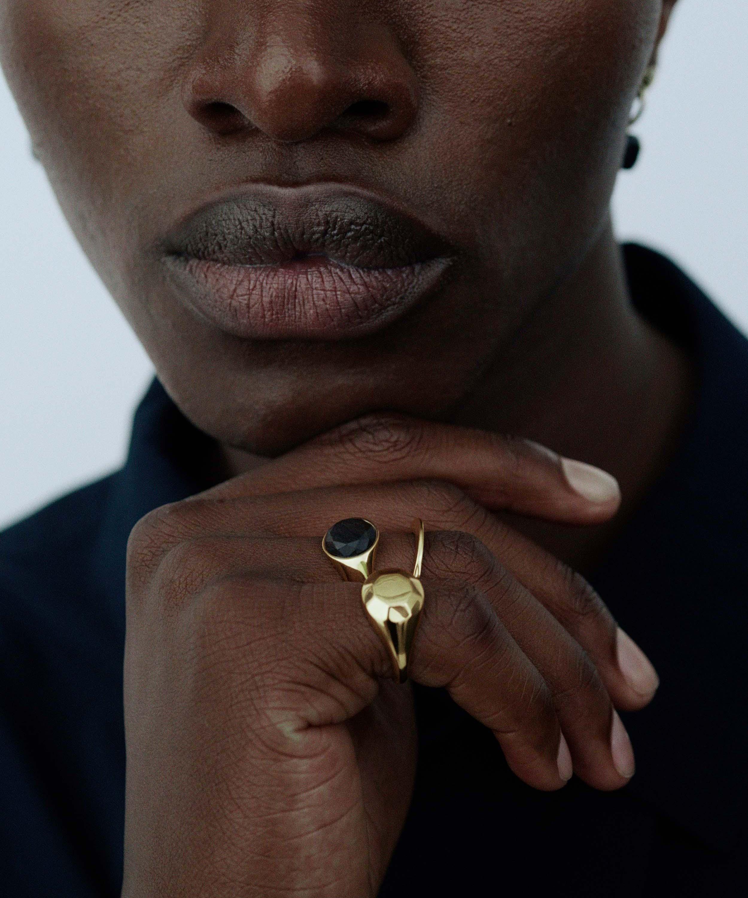 KINRADEN - 18ct Gold Flare Ring image number 1