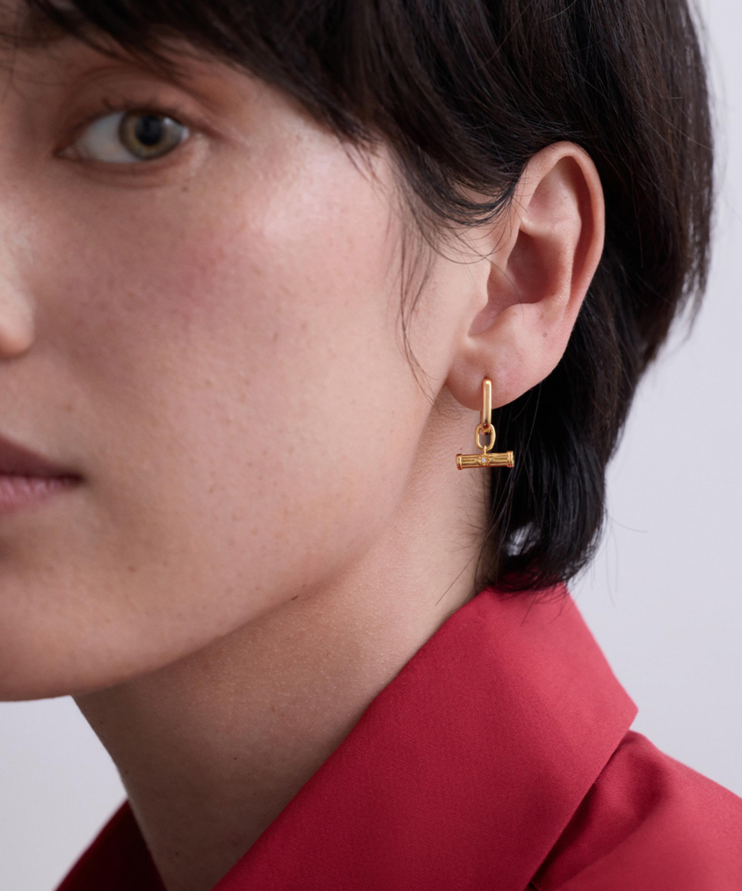 Astley Clarke - 18ct Gold-Plated T-Bar Huggie Earrings x Laura Jackson image number 1