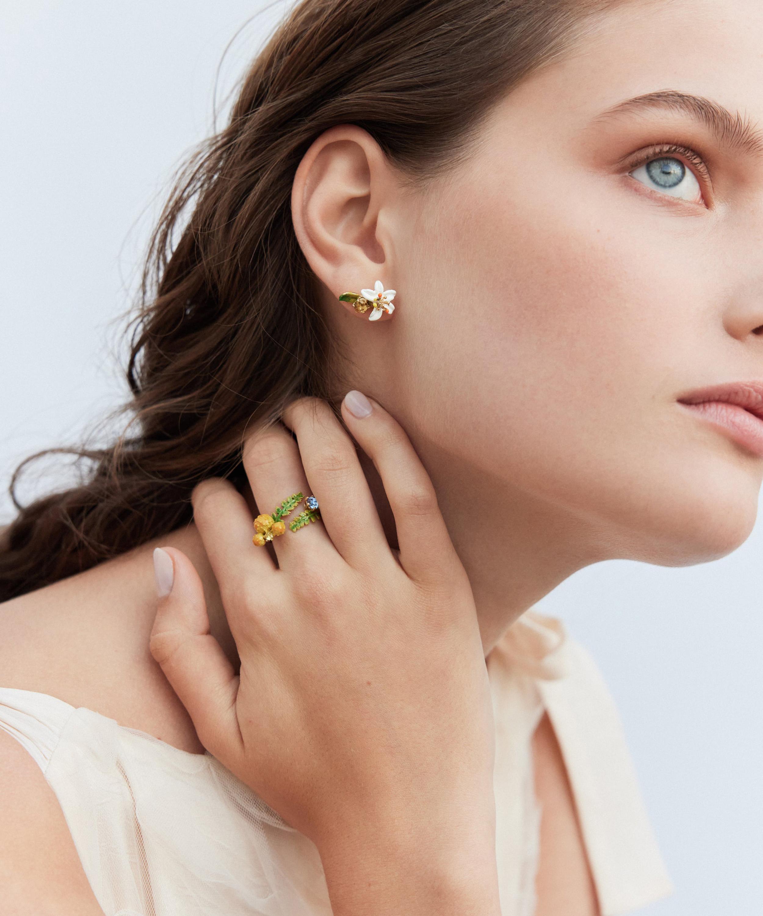 Les N&eacute;r&eacute;ides - Gold-Tone Orange Blossom Stud Earrings image number 1