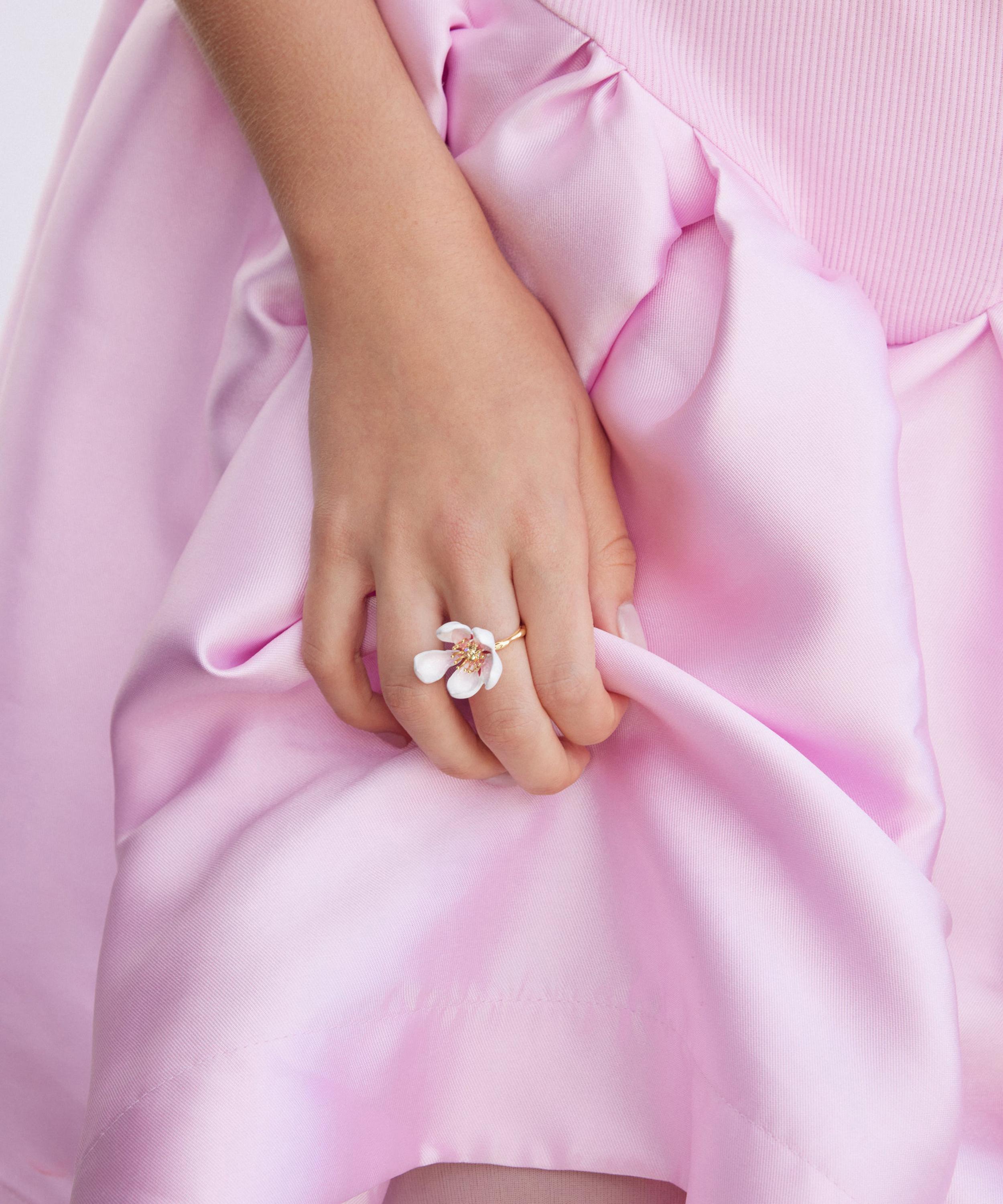 Les N&eacute;r&eacute;ides - Gold-Plated Adjustable Ring HANAMI image number 2