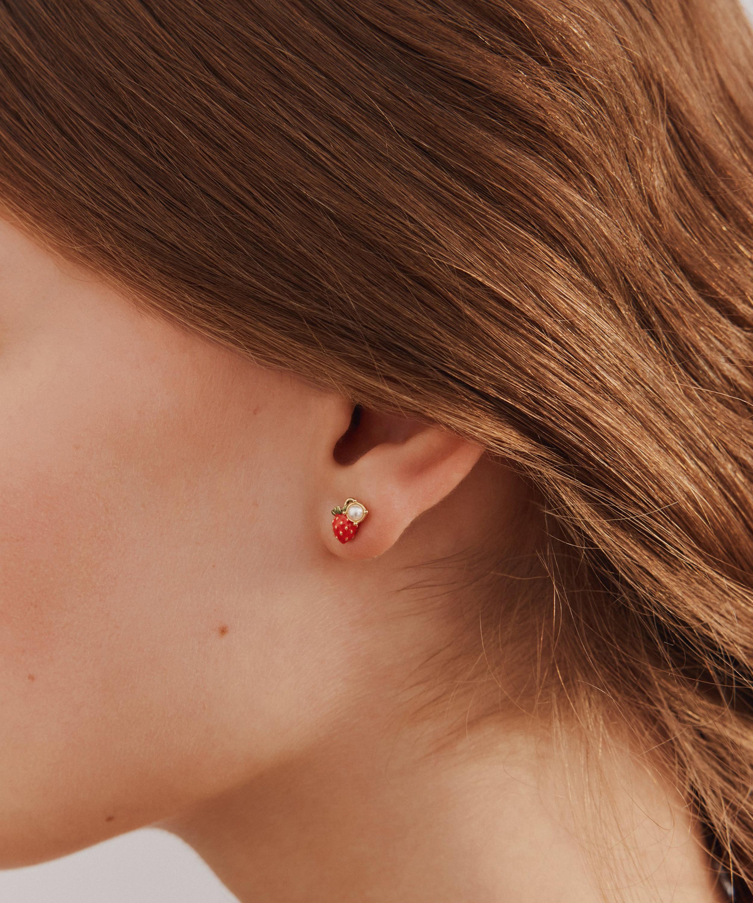 Les N&eacute;r&eacute;ides - Gold-Tone Asymmetrical Wild Strawberry and Pink Flower Stud Earrings image number 2