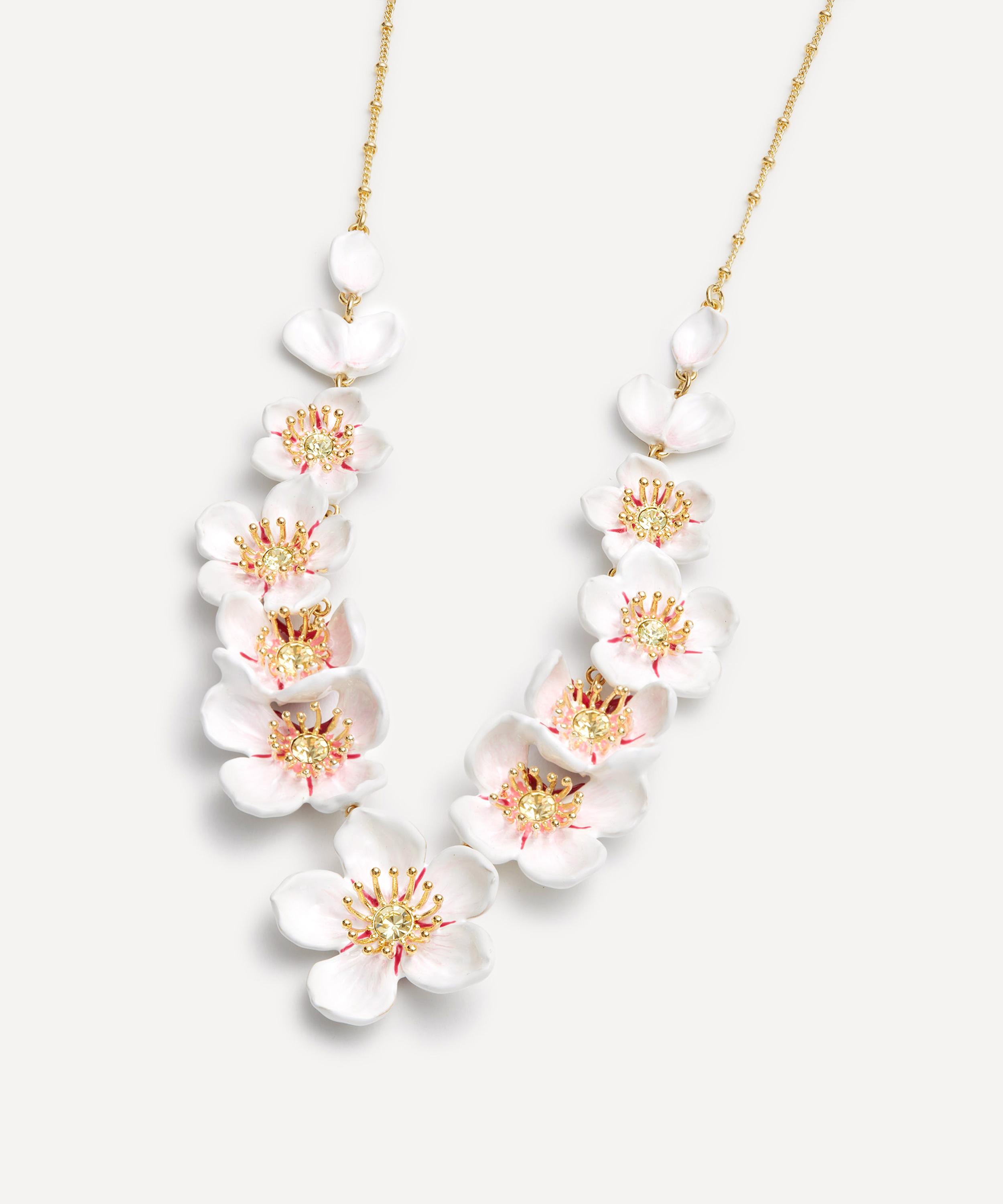 Les N&eacute;r&eacute;ides - Gold-Tone White Cherry Blossom Statement Necklace image number 2