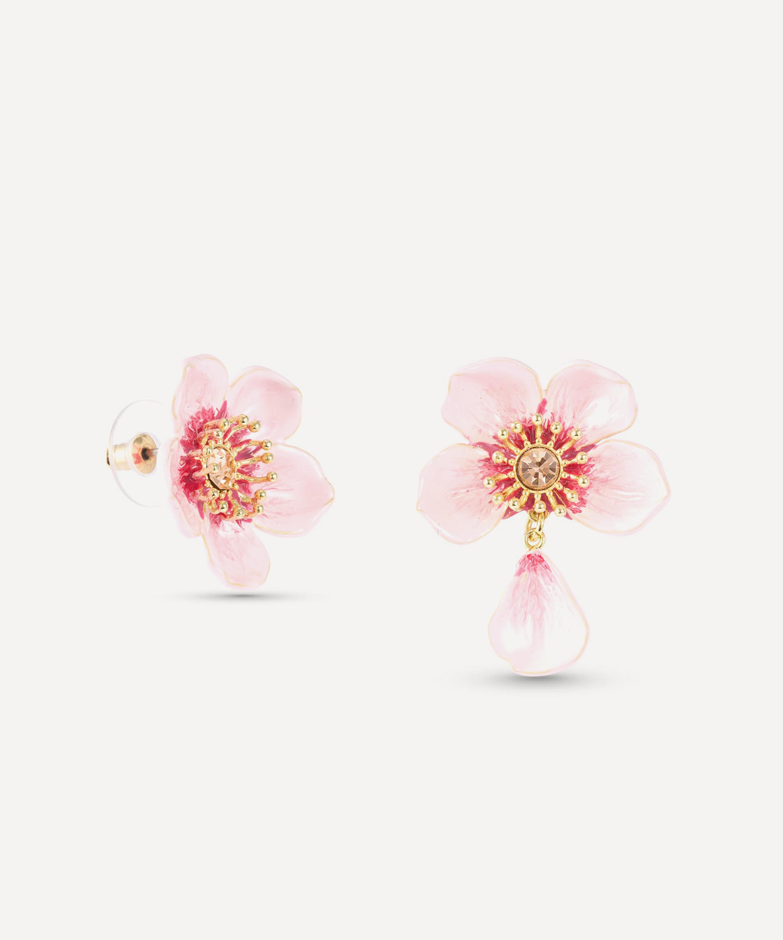 Les N&eacute;r&eacute;ides - Gold-Tone Asymmetrical Pink Cherry Blossom Stud Earrings image number 2