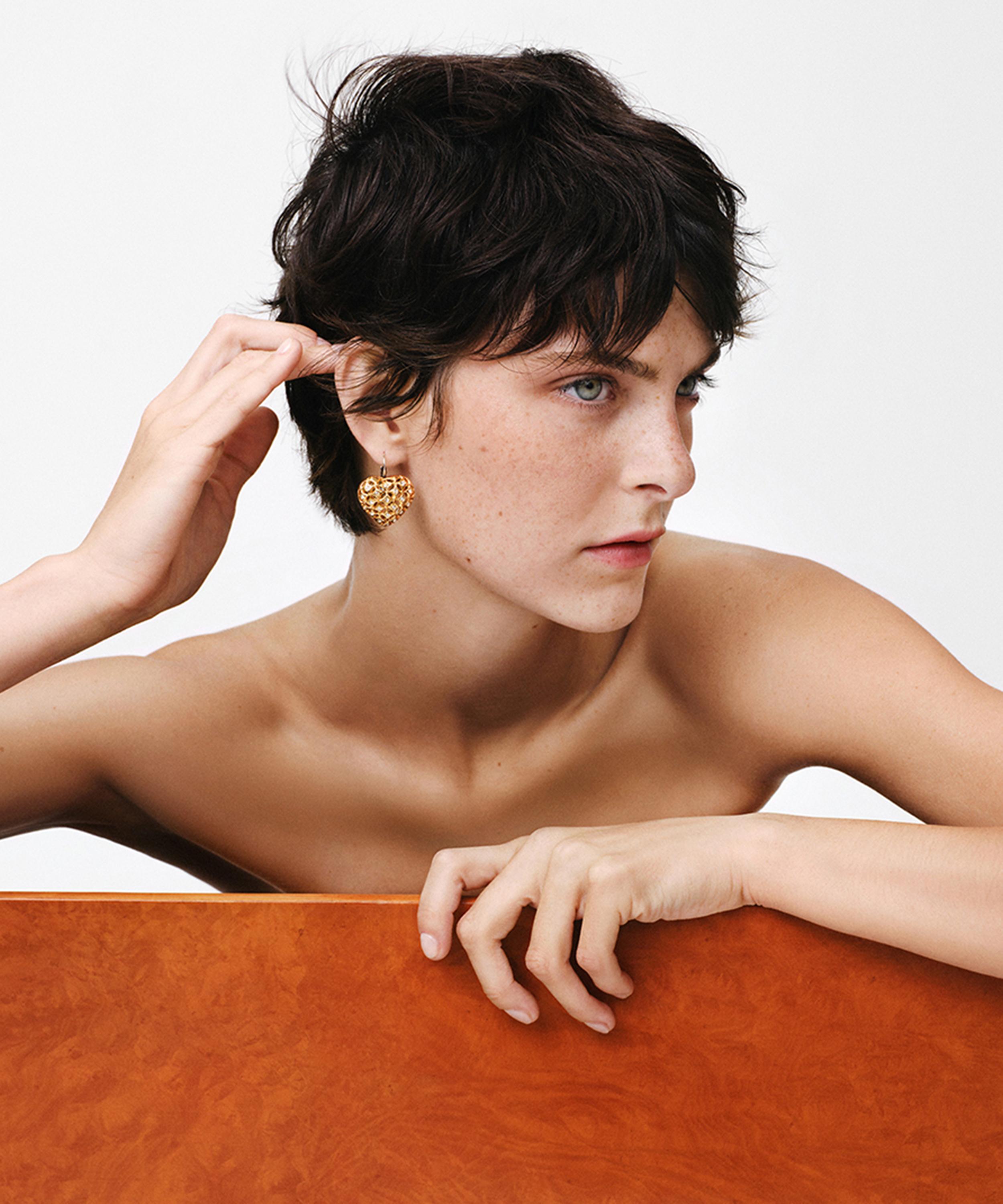 Gas Bijoux - Two-Tone Coracao Drop Earrings image number 3