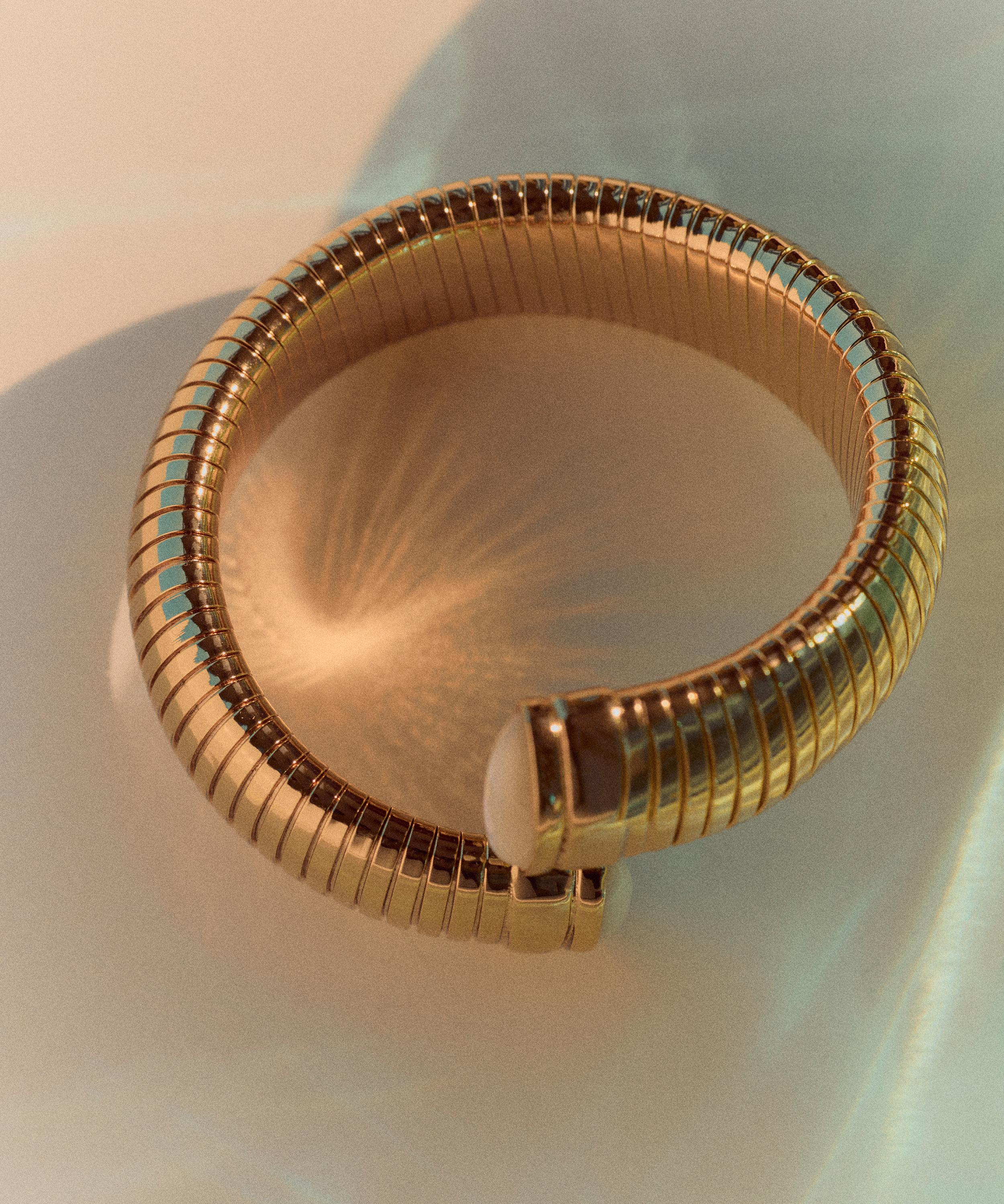 Gas Bijoux - Gold-Plated Antigone Mother of Pearl Bracelet image number 3