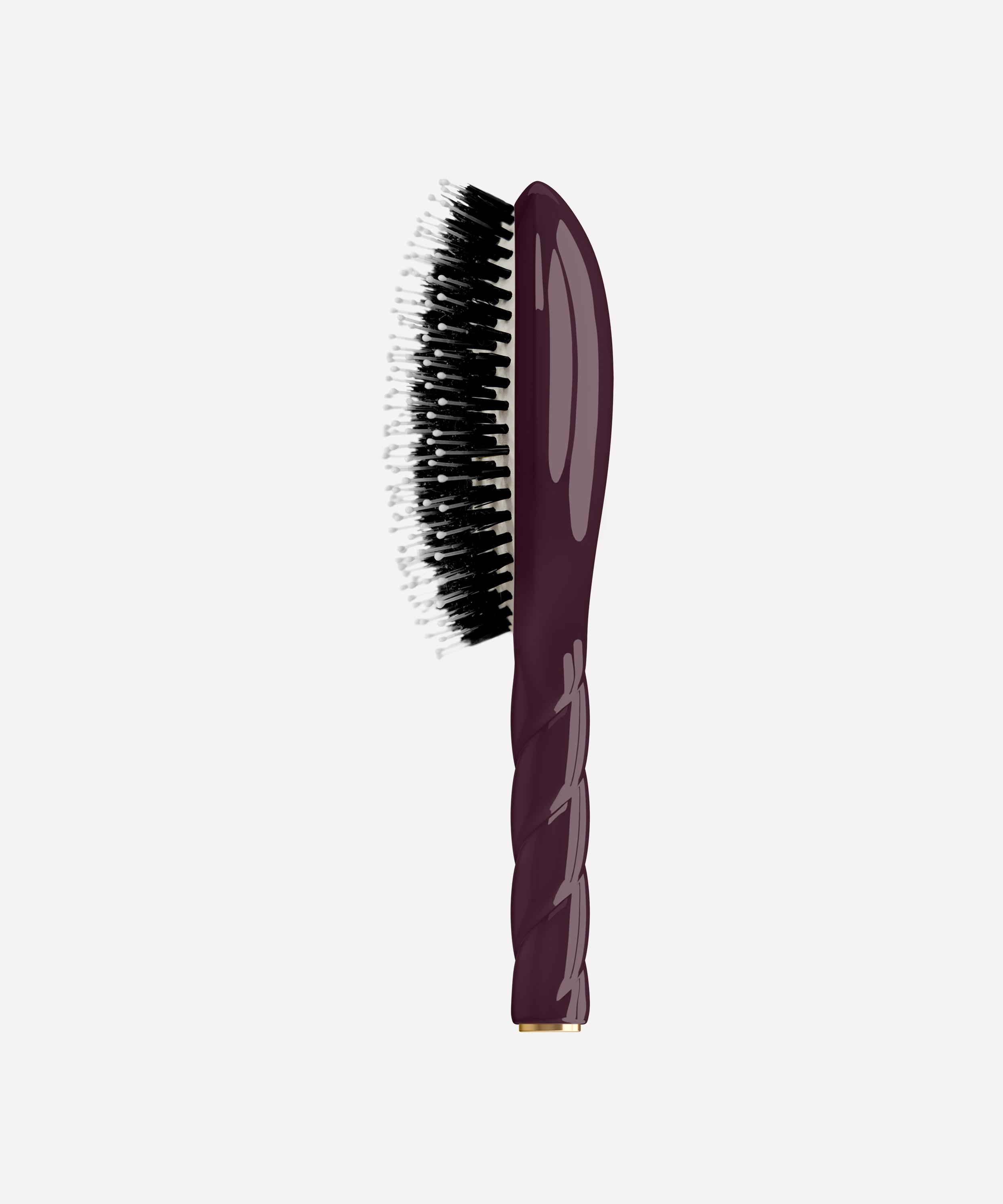 La Bonne Brosse - N.03 THE ESSENTIAL SOFT Hair Brush image number 2
