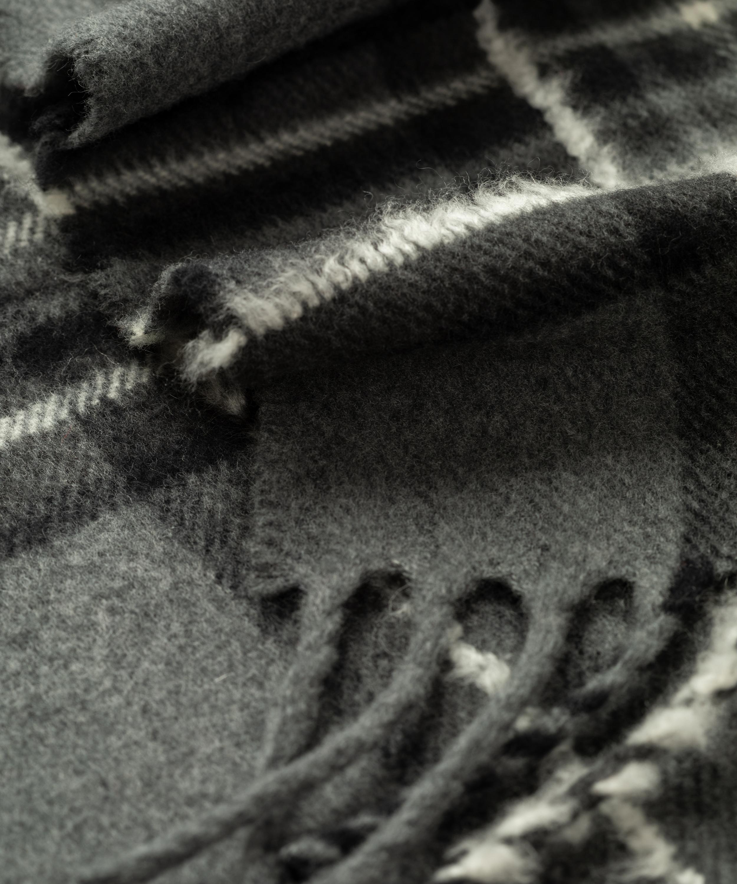 Johnstons of Elgin - Mull Wool-Blend Scarf image number 2