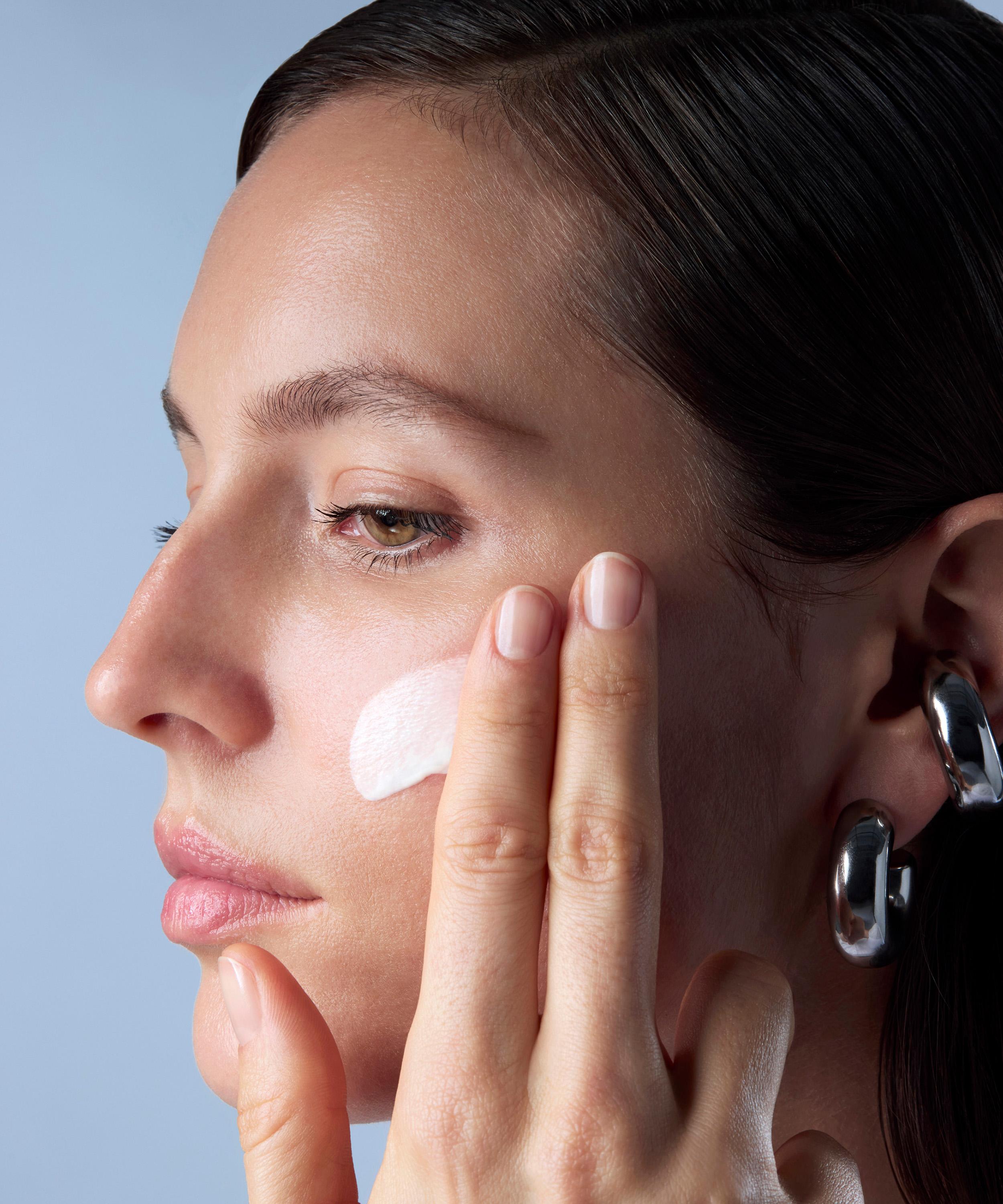 Mim&eacute;tique - Everyday 50 Invisible Face Fluid SPF50 50ml image number 3
