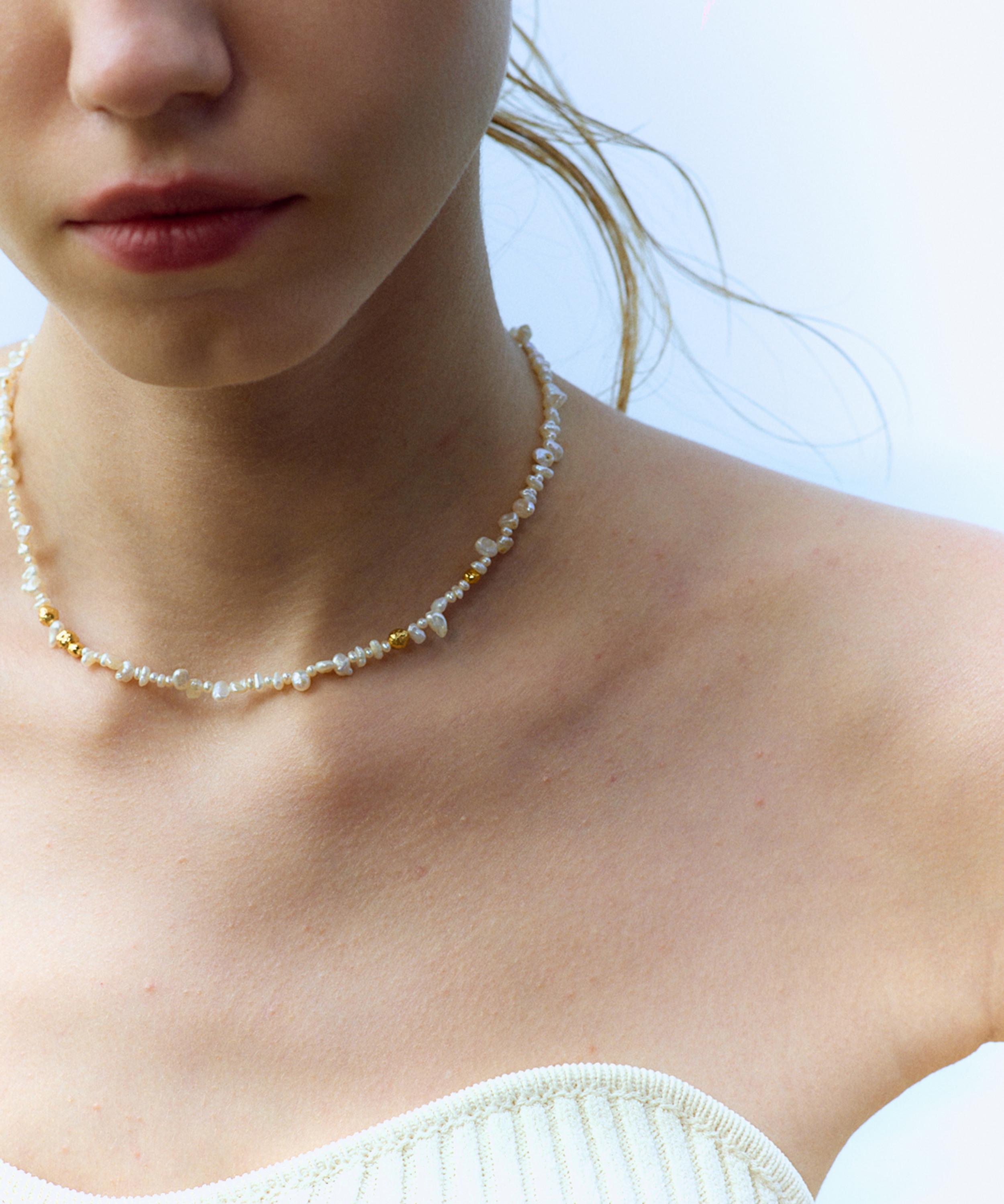 Pacharee - 18ct Gold-Plated Silver Petite Pebble Pearl Necklace image number 2