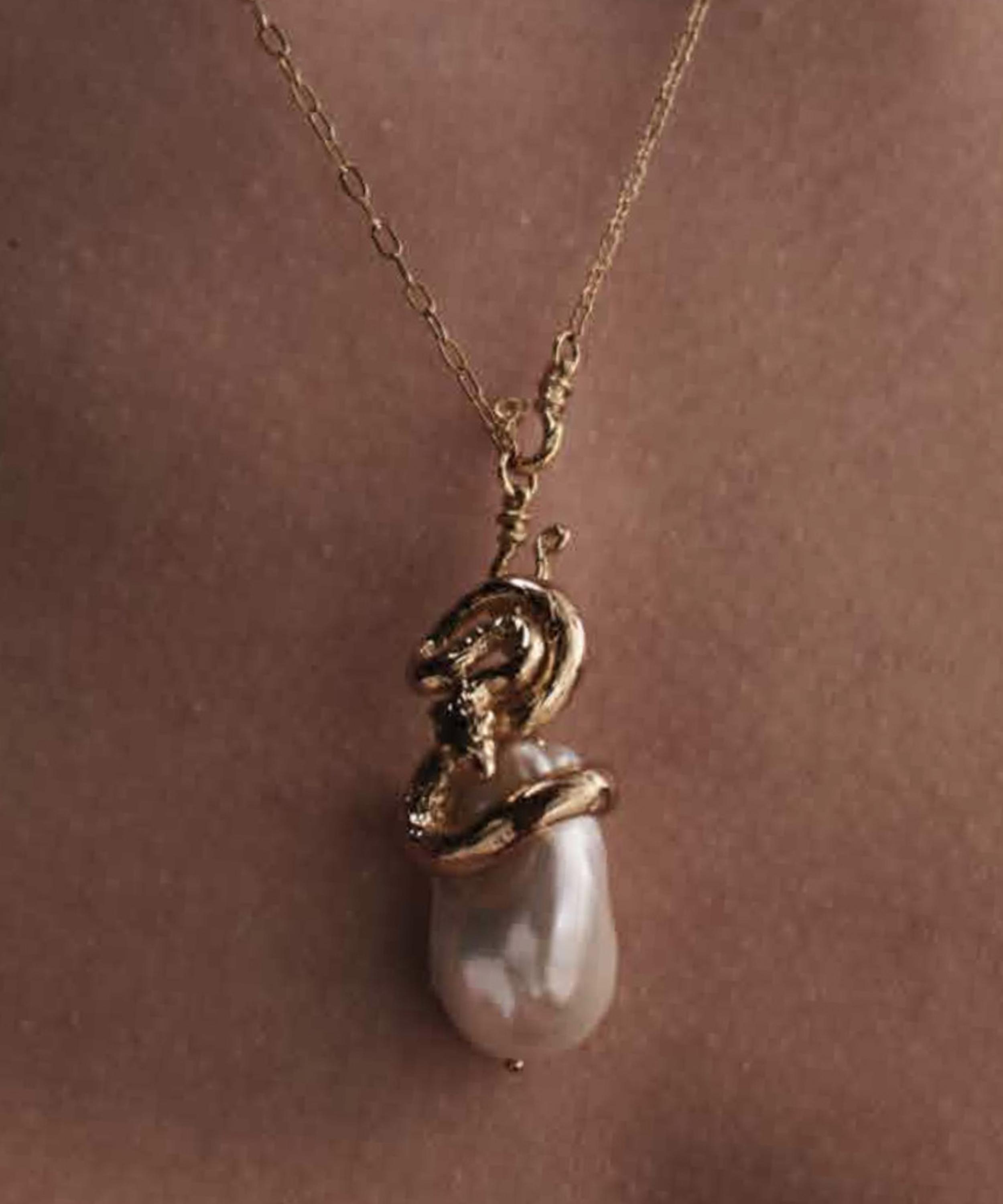 Pacharee - 18ct Gold-Plated Silver Naga Mother-of-Pearl Necklace image number 1