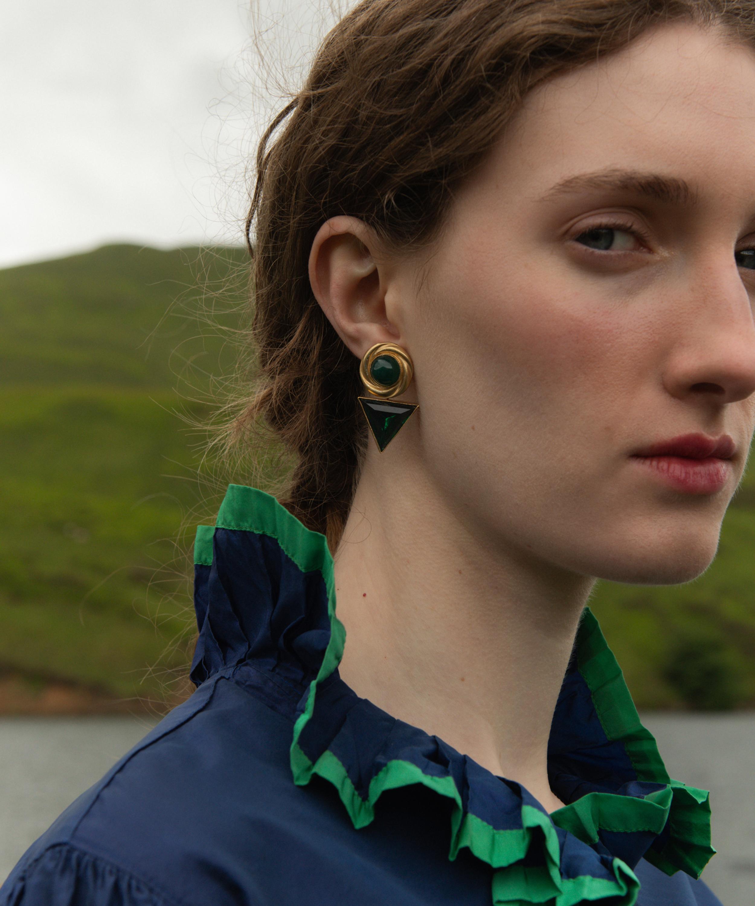 Grainne Morton - 18ct Gold-Plated Large Detachable Drop Earrings image number 2