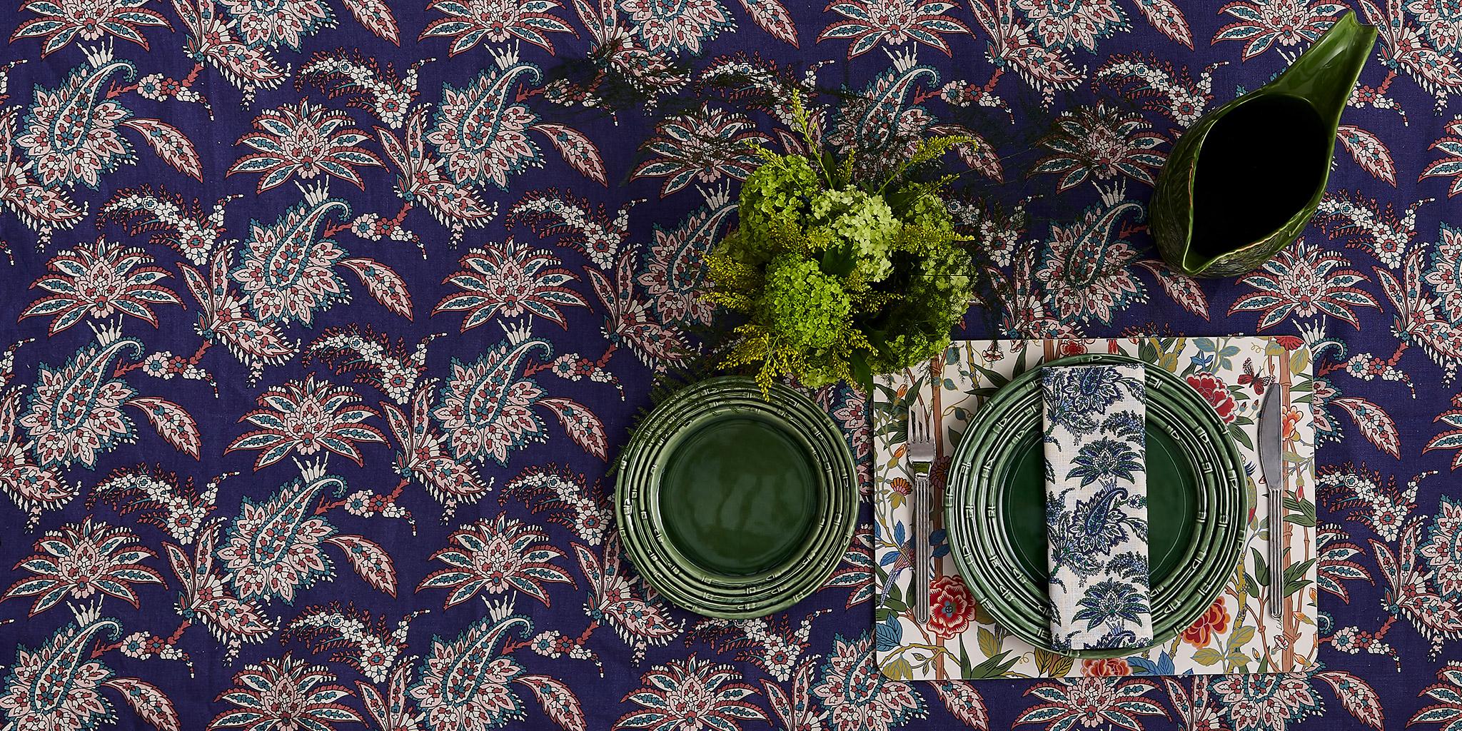 fine dining tablescaping