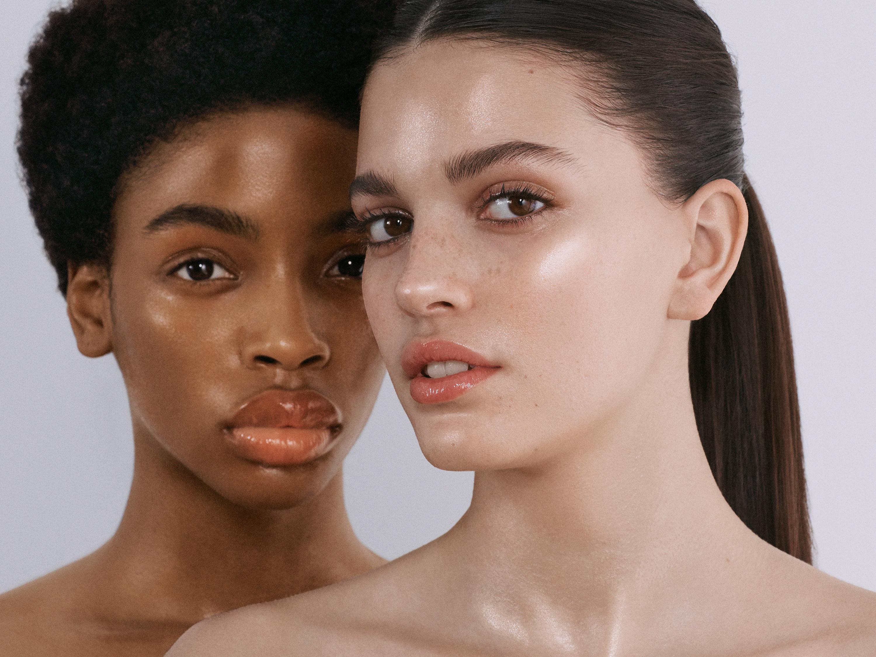 Models with glowing skin