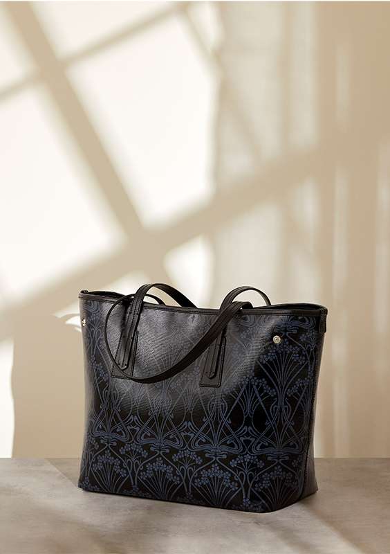 David Jones Paris Women's Leather Floral Pattern Shoulder Bag Tote Bag New  NWT