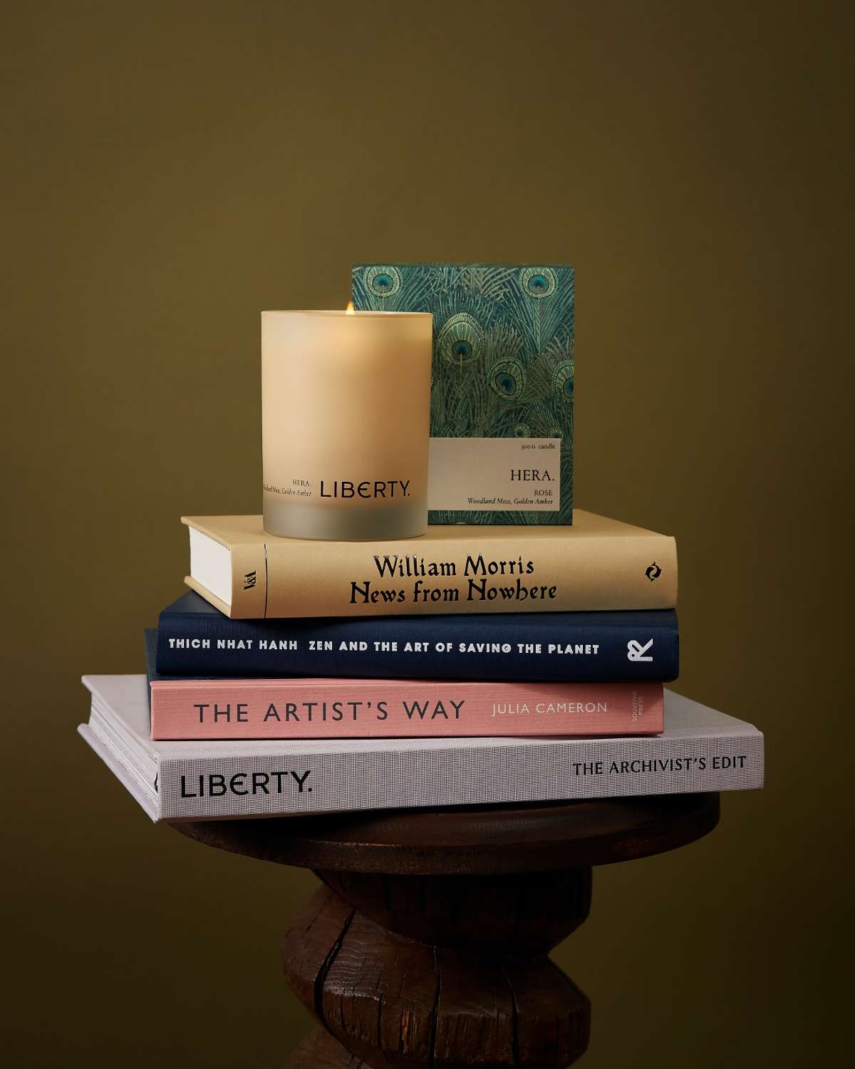 Liberty Scented Candles: Candles to Read Books By