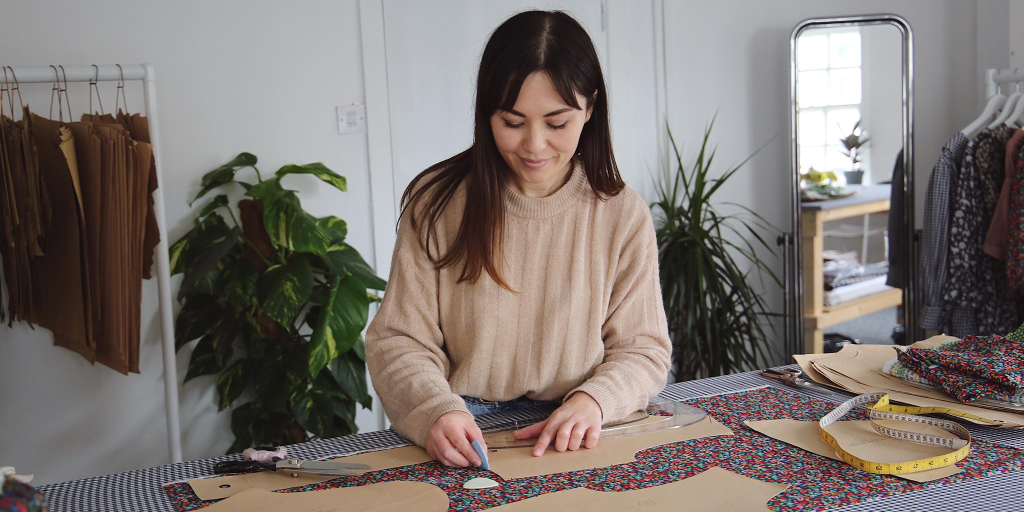 How To Make A Tablecloth With A Ruffle Trim