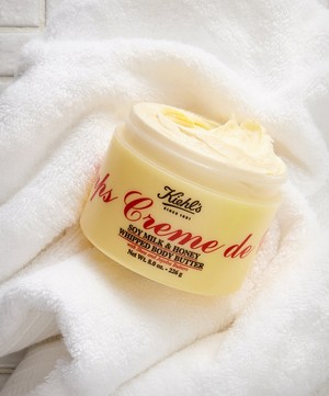 Kiehl's - Creme de Corps Soy Milk & Honey Whipped Body Butter 226g image number 2